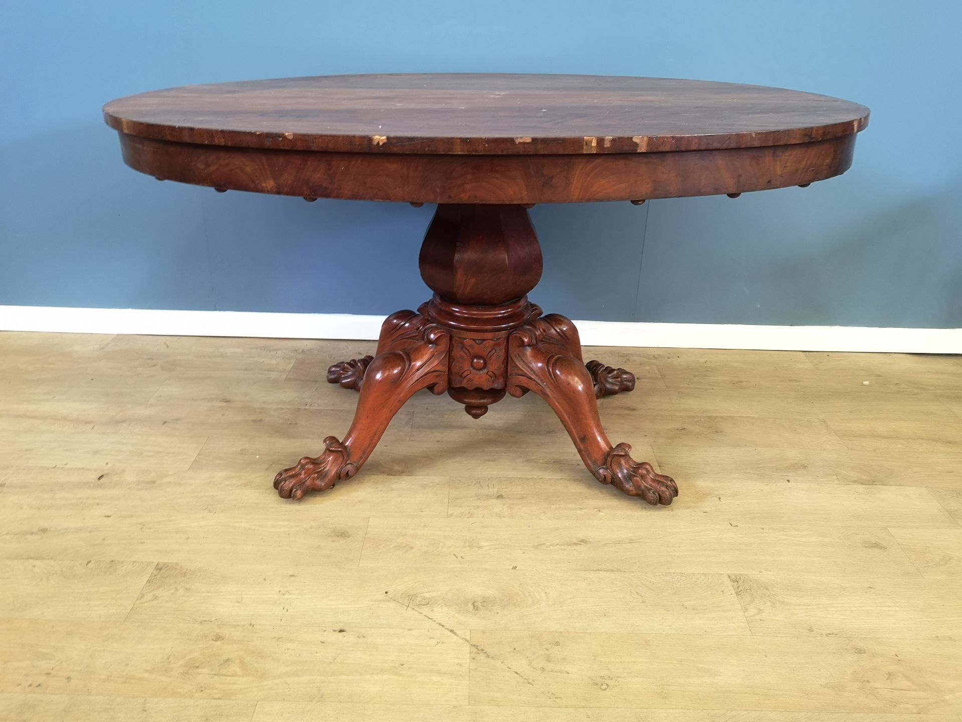 Victorian mahogany tilt top breakfast table - Image 2 of 4
