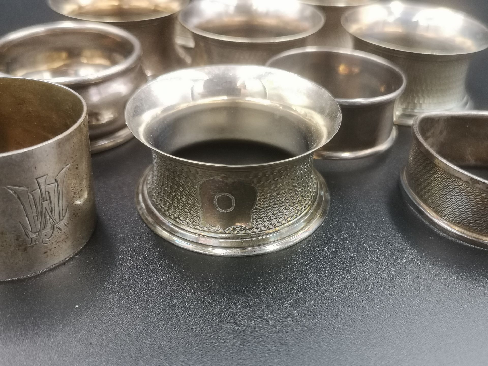 Quantity of silver and silverplate napkin rings - Image 3 of 6