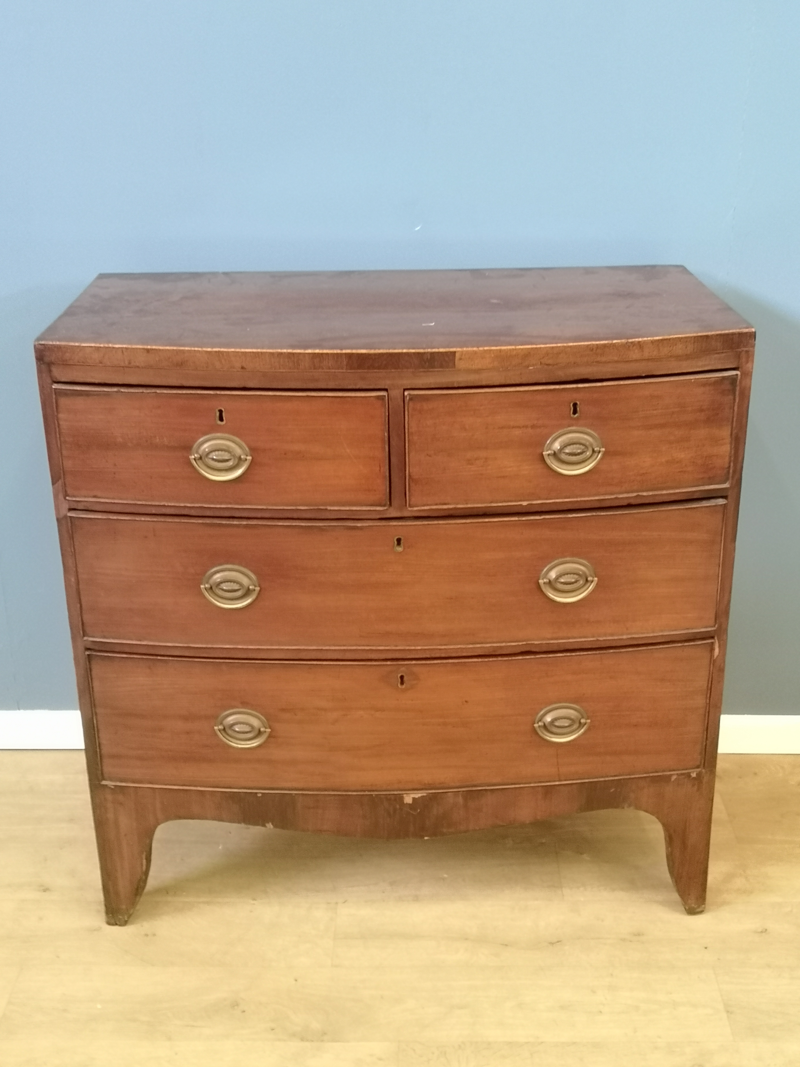 Regency mahogany chest of drawers