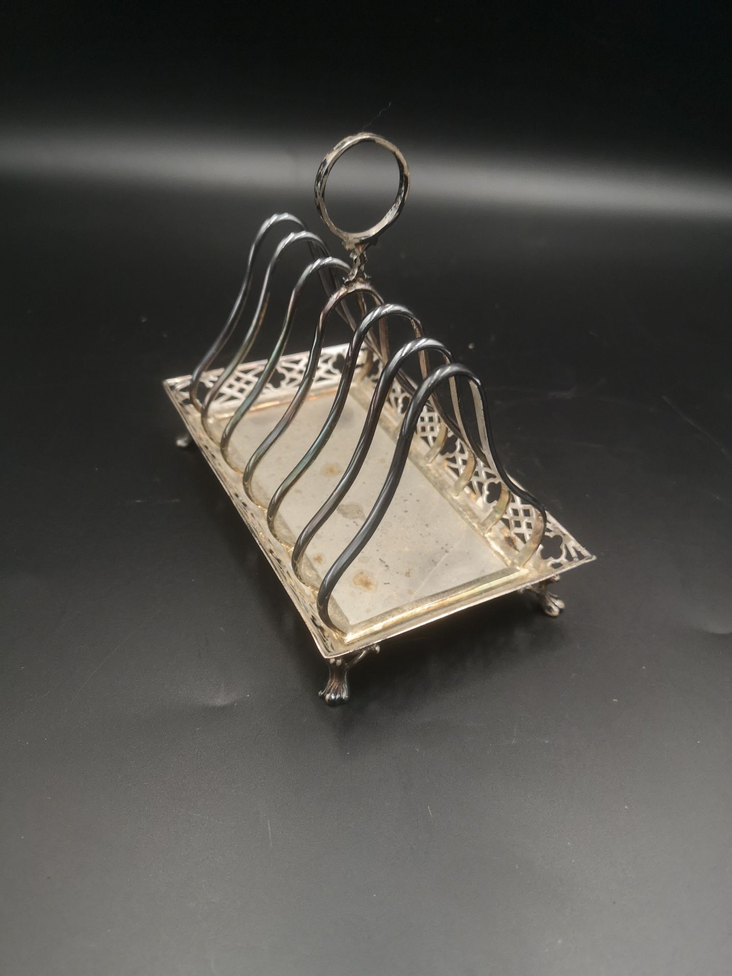 Goldsmith and Silversmith Co. silver toast rack, 1911 - Image 2 of 5