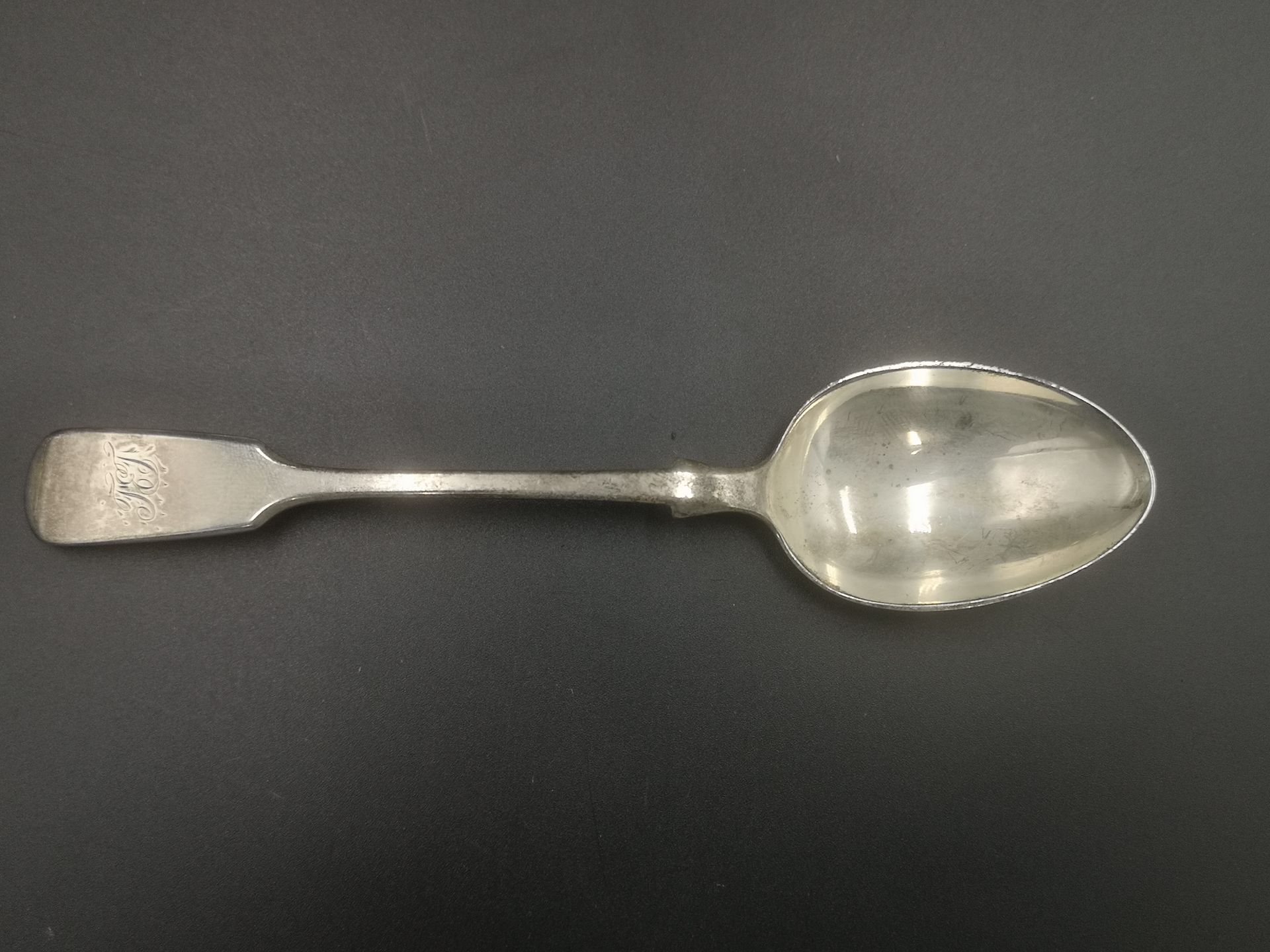 Ten Victorian silver spoons together with other silver spoons - Image 5 of 6