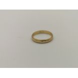 18ct gold band