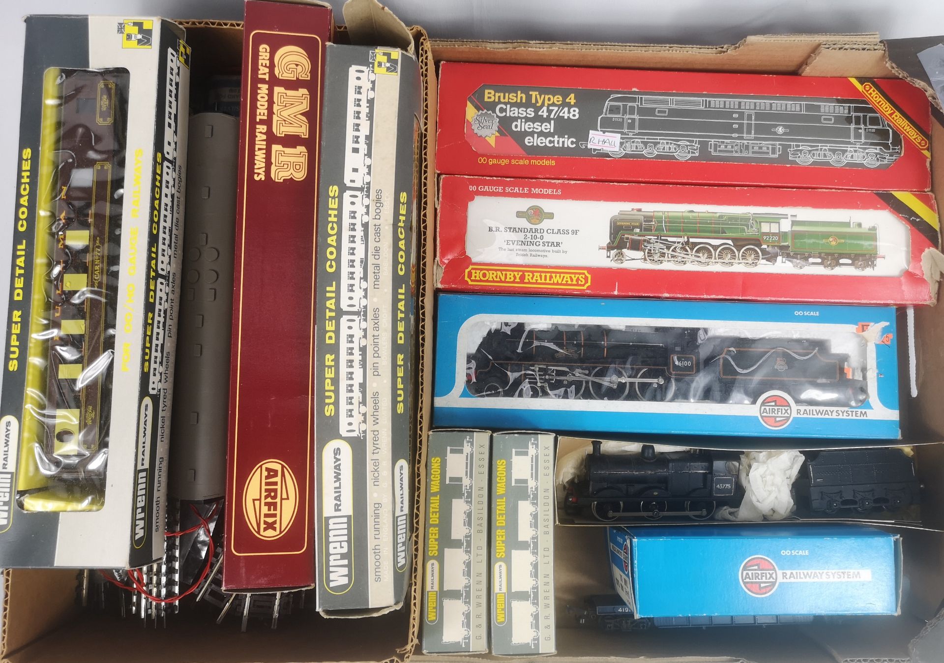 Quantity of 00 gauge locomotives and carriages to include Hornby and Airfix.