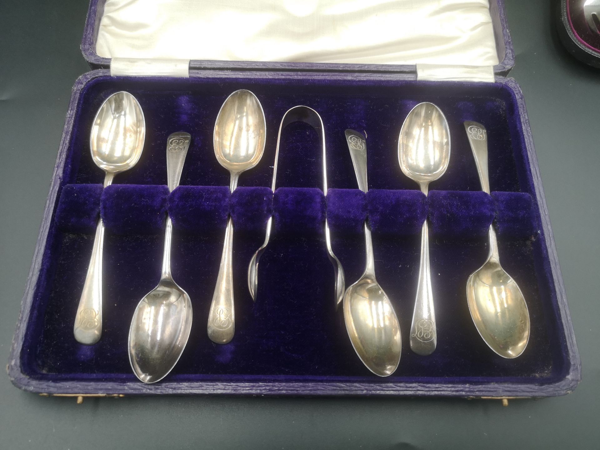 Boxed set of six silver tea spoons together with a boxed set of silver forks - Image 2 of 4