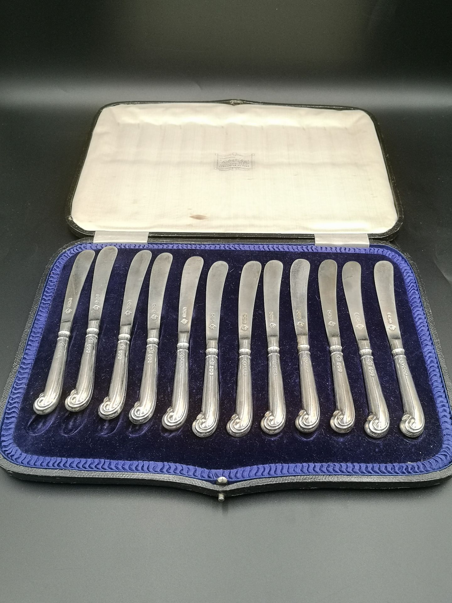 Boxed set of twelve silver butter knives - Image 4 of 4