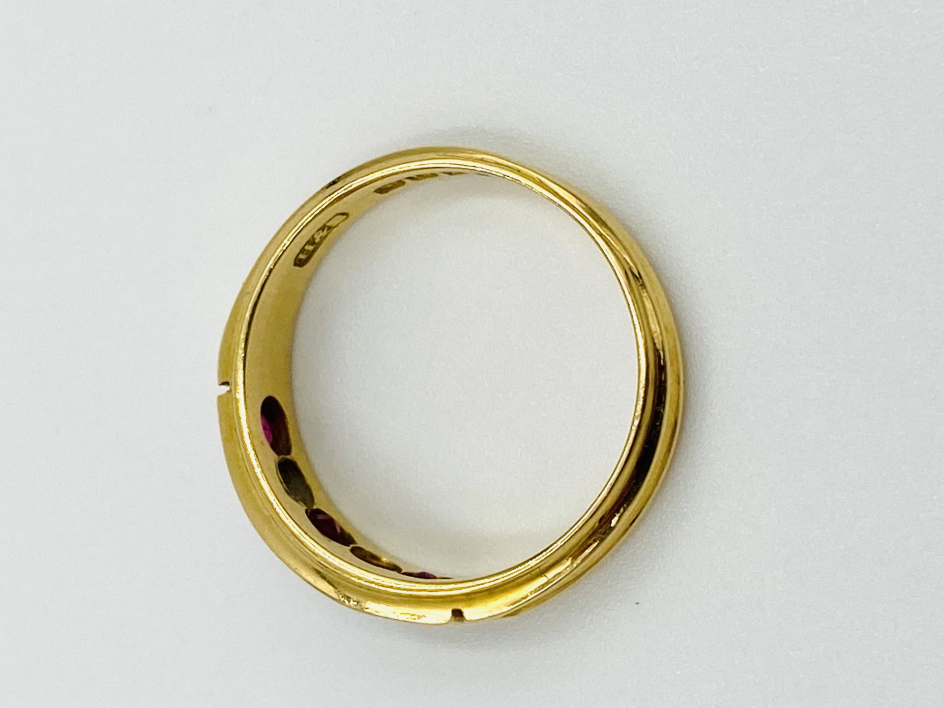 18ct gold, ruby and seed pearl ring - Image 4 of 5