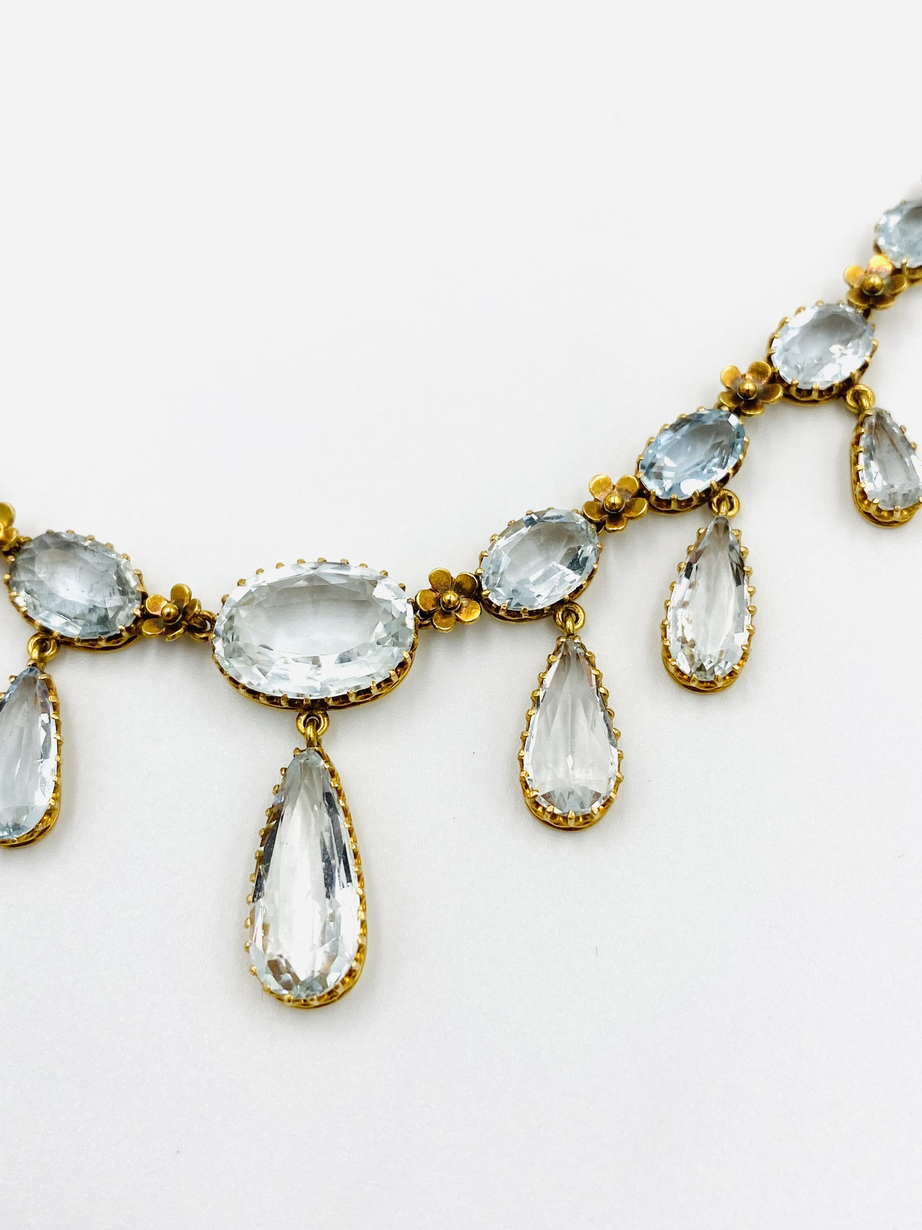 18ct gold and aquamarine necklace by Mrs. Newman - Image 3 of 6