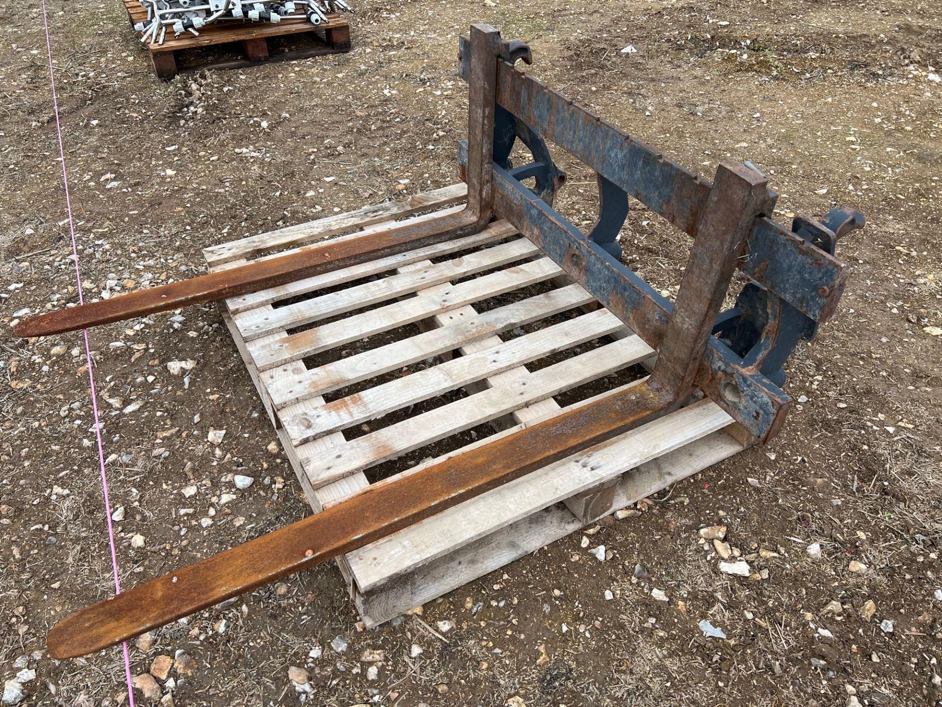 Pallet tines (Euro hitch) (2019)