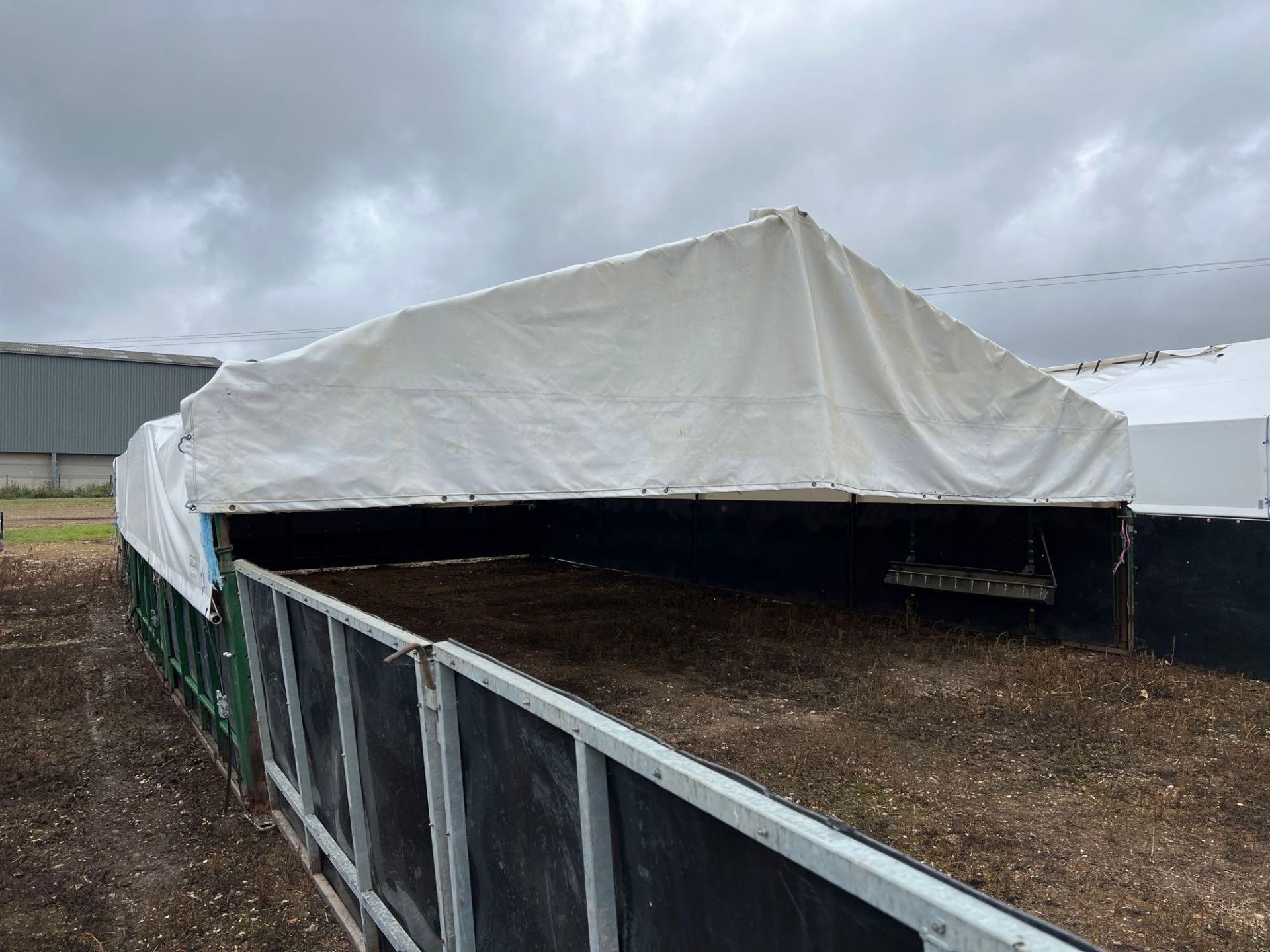John Harvey Engineering 42ft x 24ft skid mounted rearing tent - Image 2 of 5