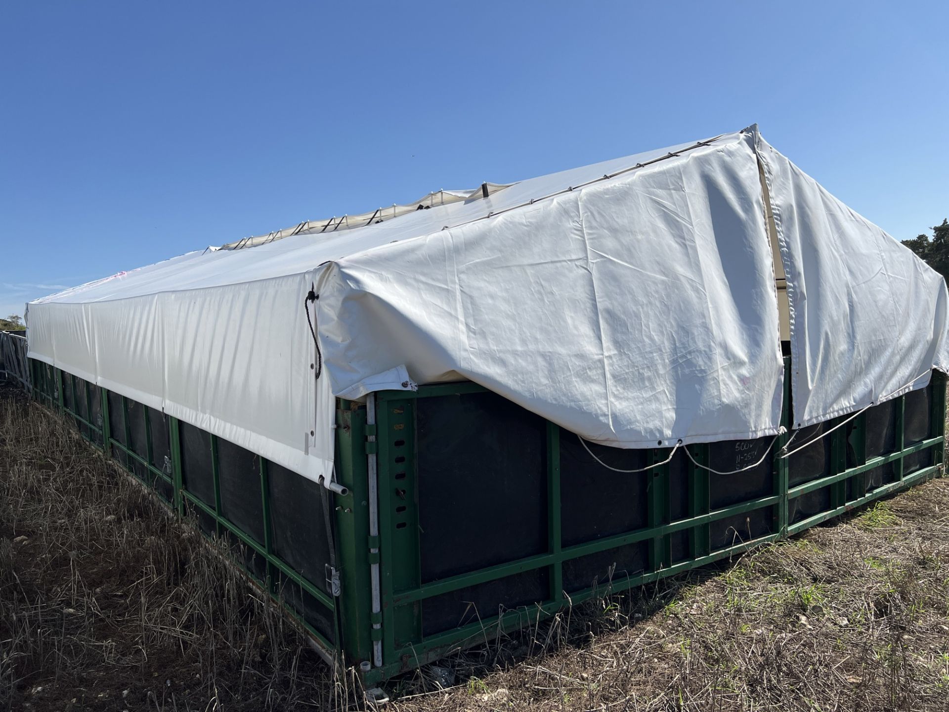 John Harvey Engineering 42ft x 20ft skid mounted rearing tent - Image 4 of 5