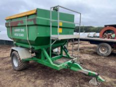 6T feed dispensing trailer (2019)