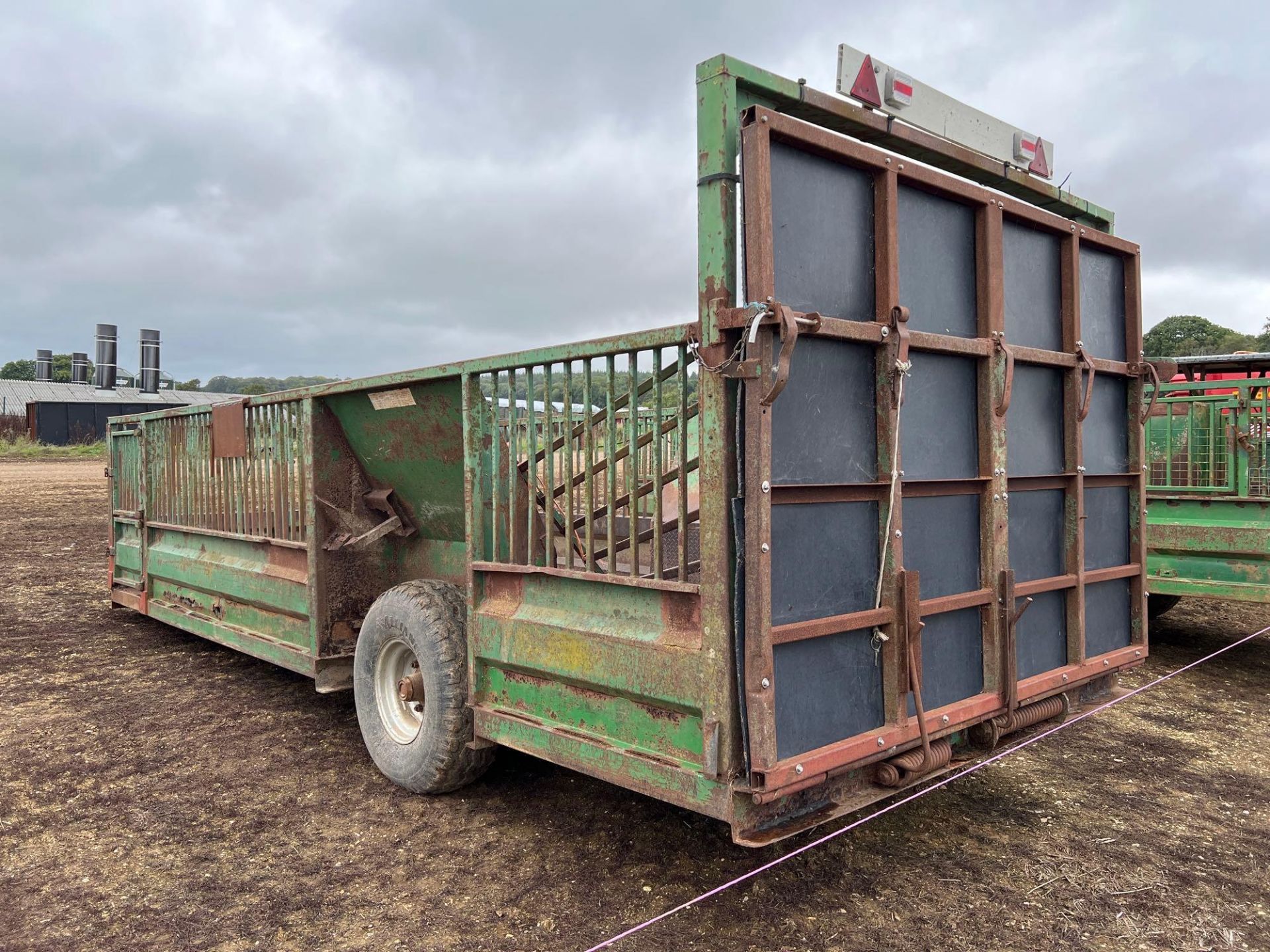 Armstrong & Holmes livestock trailer - Image 3 of 6