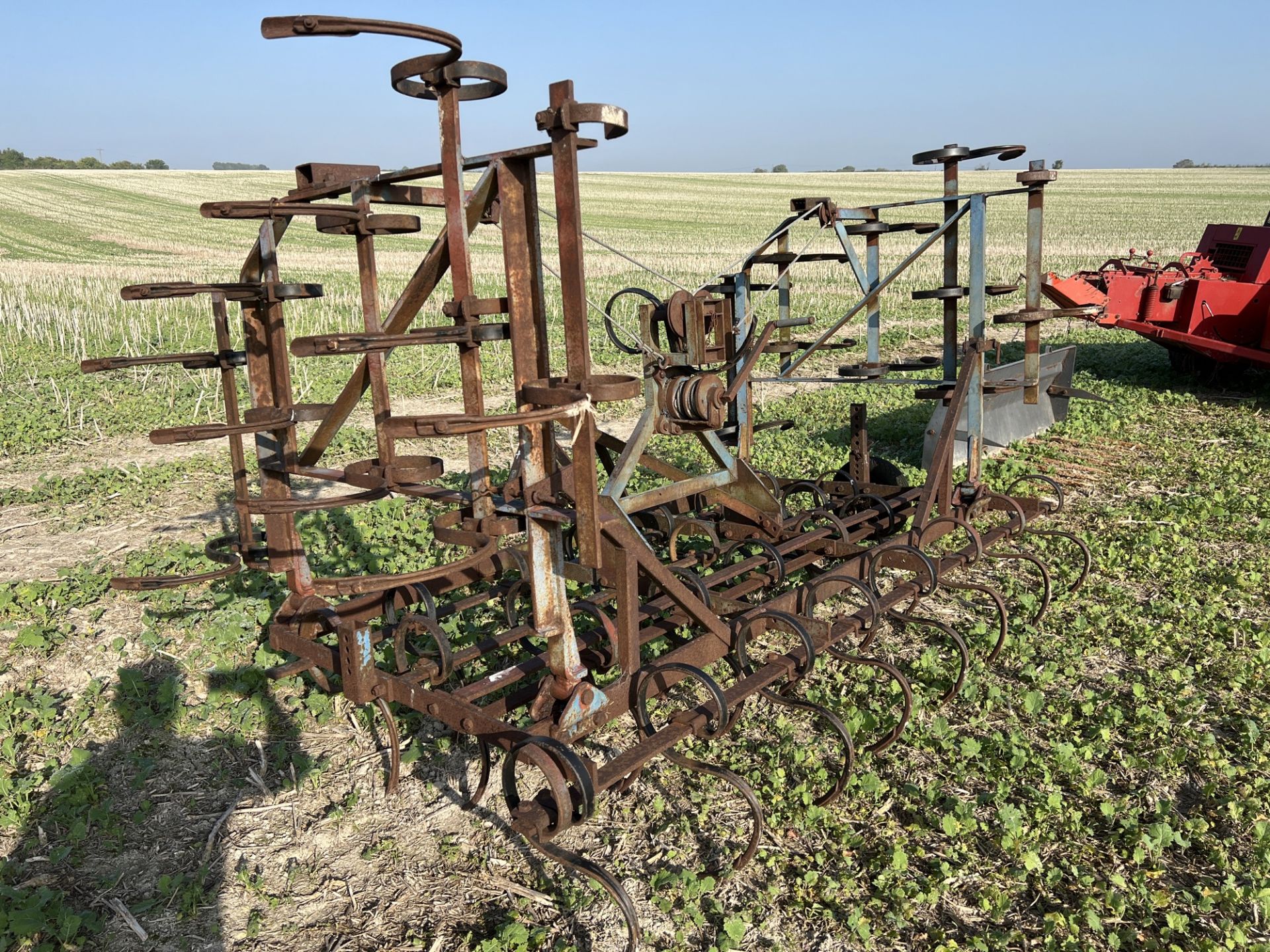 Folding pig tail cultivator - Image 2 of 6