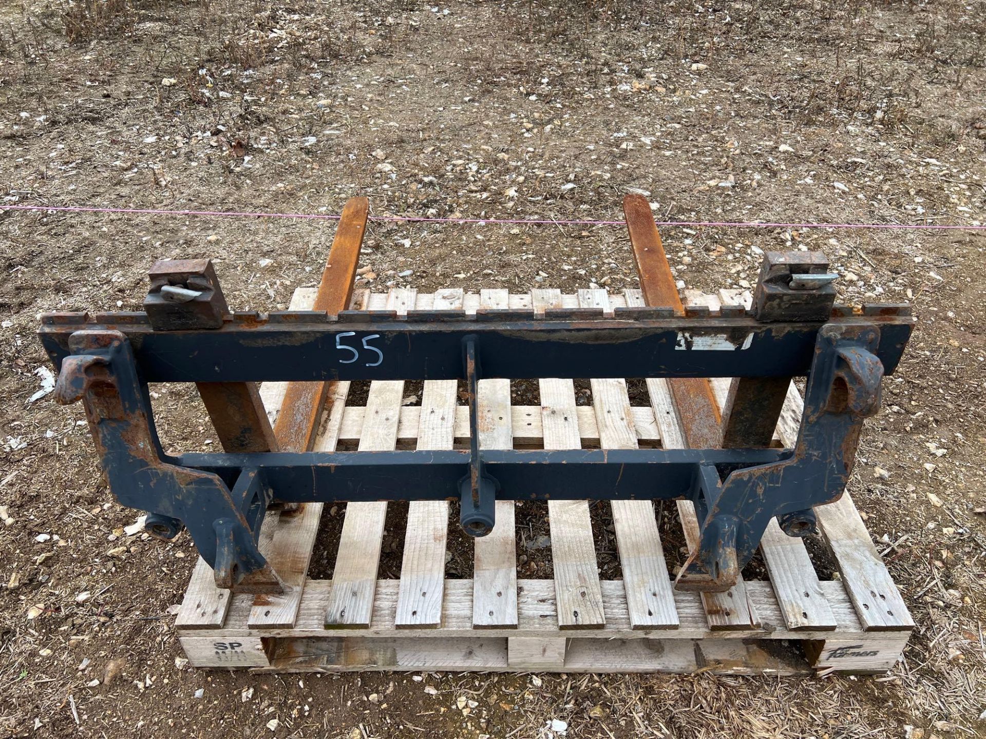 Pallet tines (Euro hitch) (2019) - Image 2 of 2