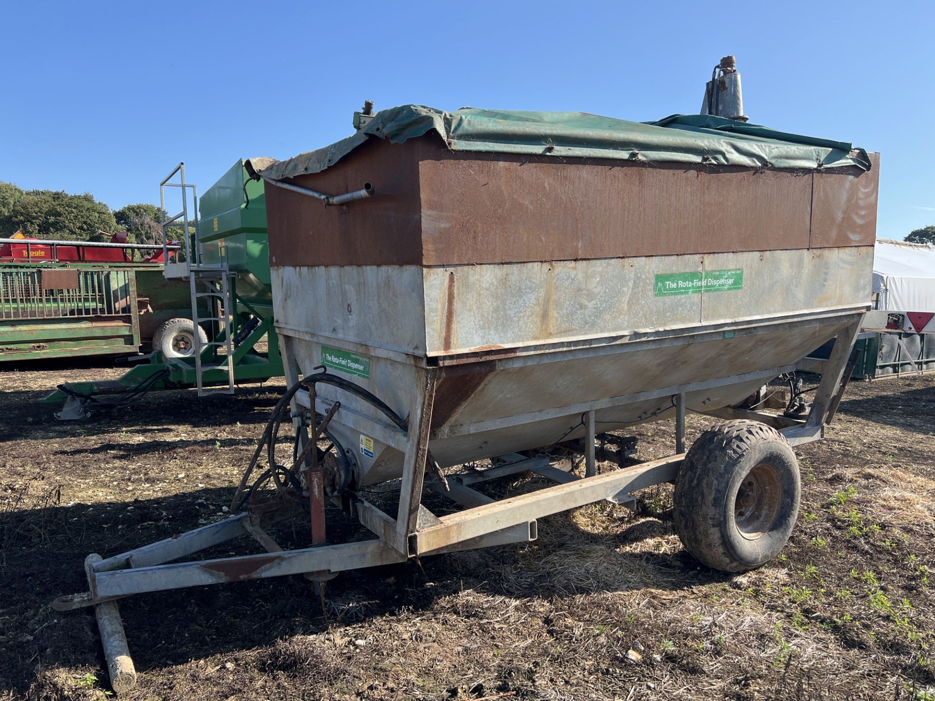 Rotafield dispenser trailer - Image 2 of 6