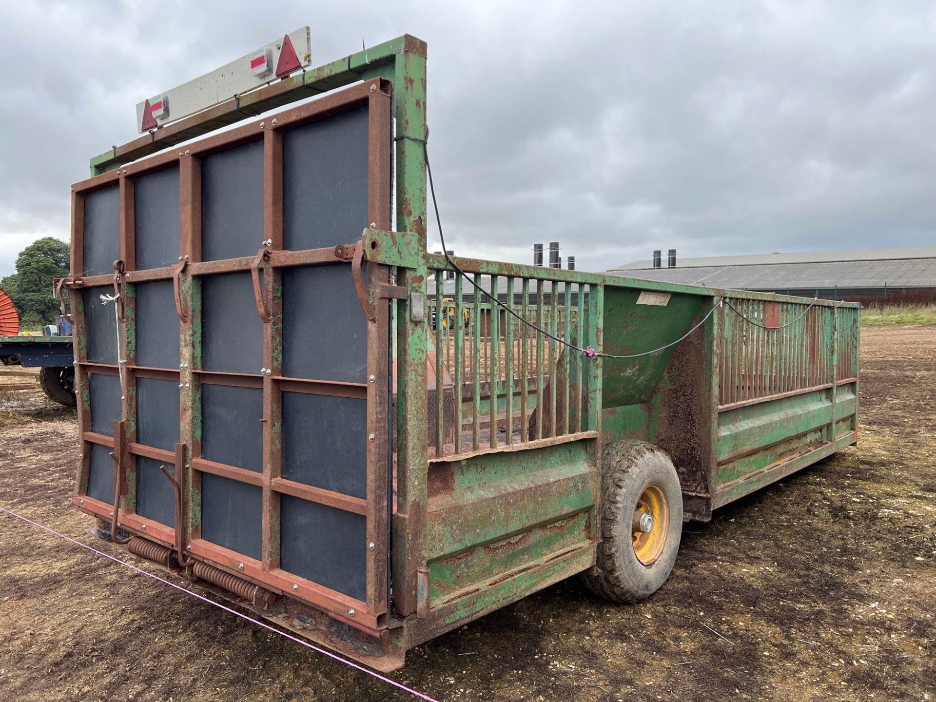 Armstrong & Holmes livestock trailer - Image 4 of 6