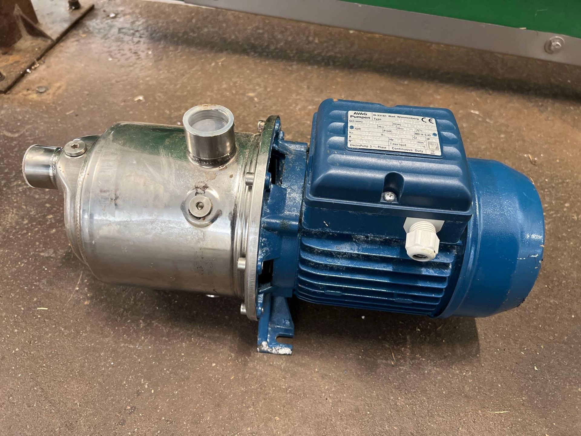 Avag pump 230v