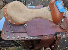 Complete Western saddle