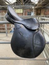 18" Saddle by Lovatt & Ricketts. This lot carries VAT.