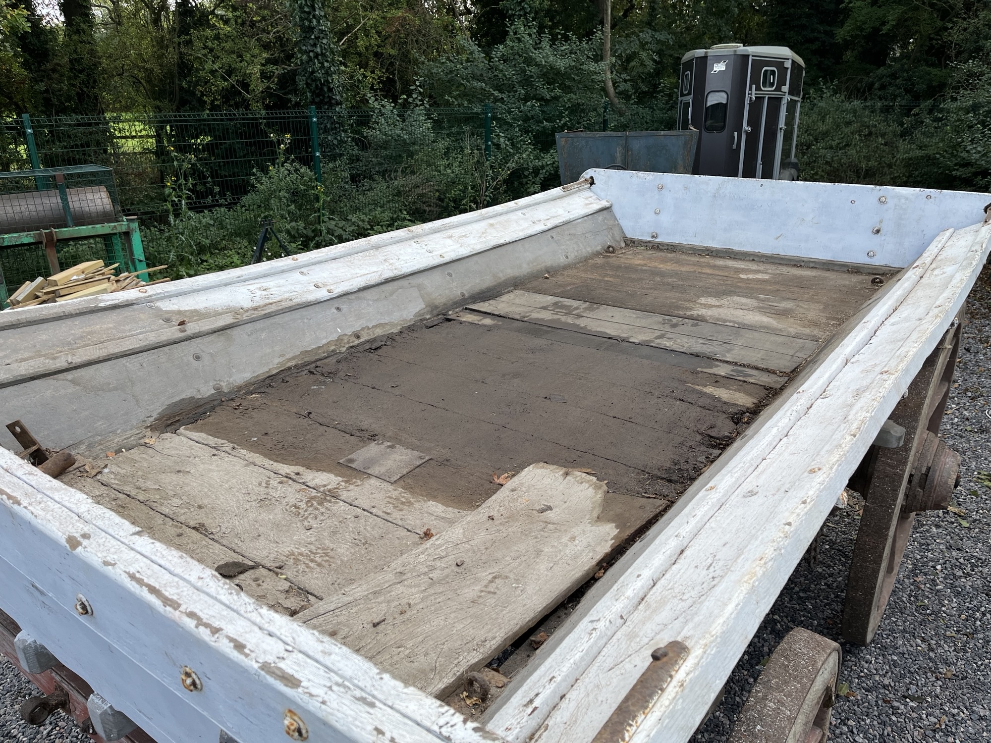 HARVEST WAGON in original condition, although the floor is in need of replacing; with rear rade - Image 6 of 14