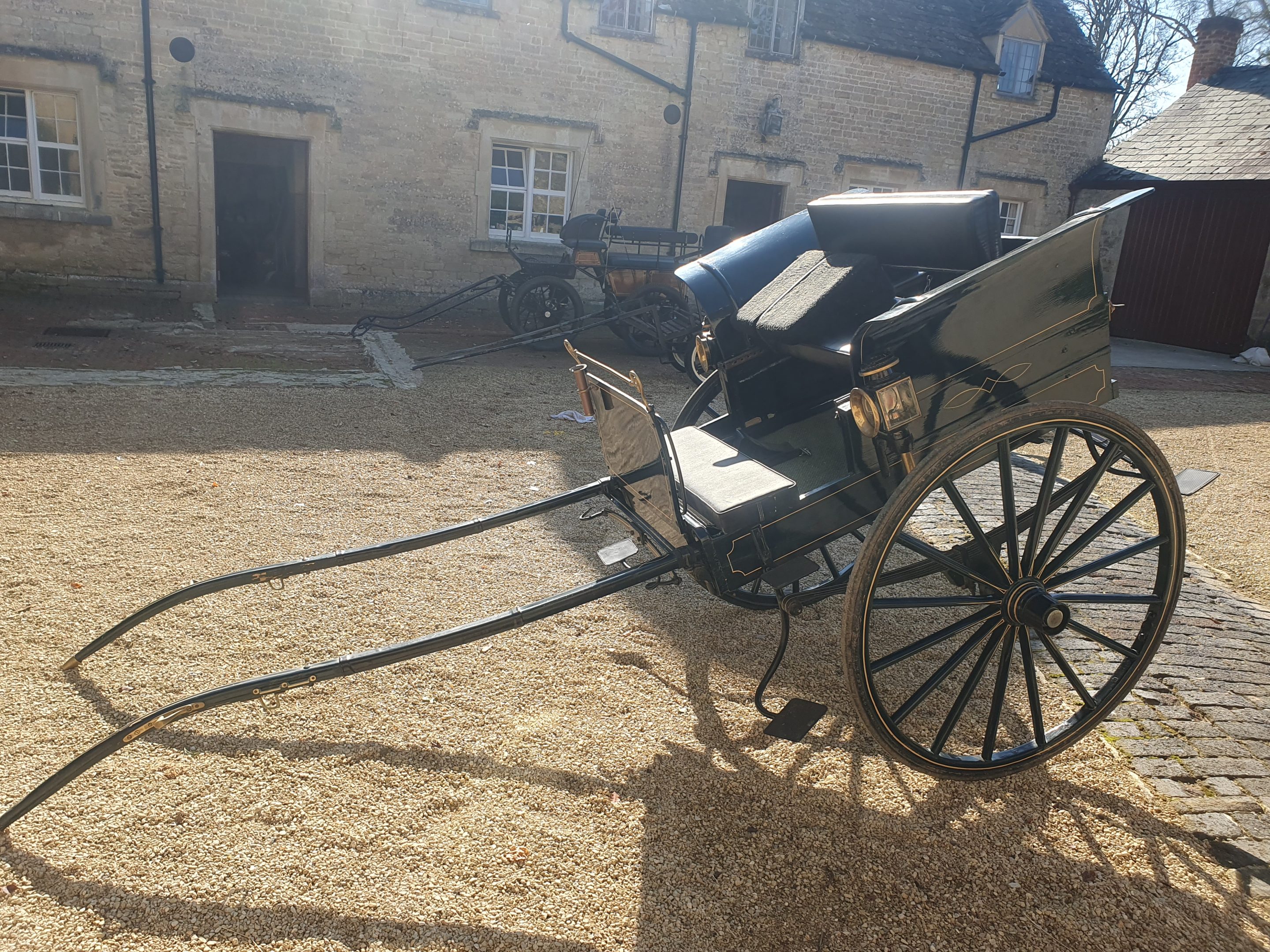 RALLI CAR built by Weston & Son of Cheltenham to suit 14.2hh. Painted dark blue with gold lining,