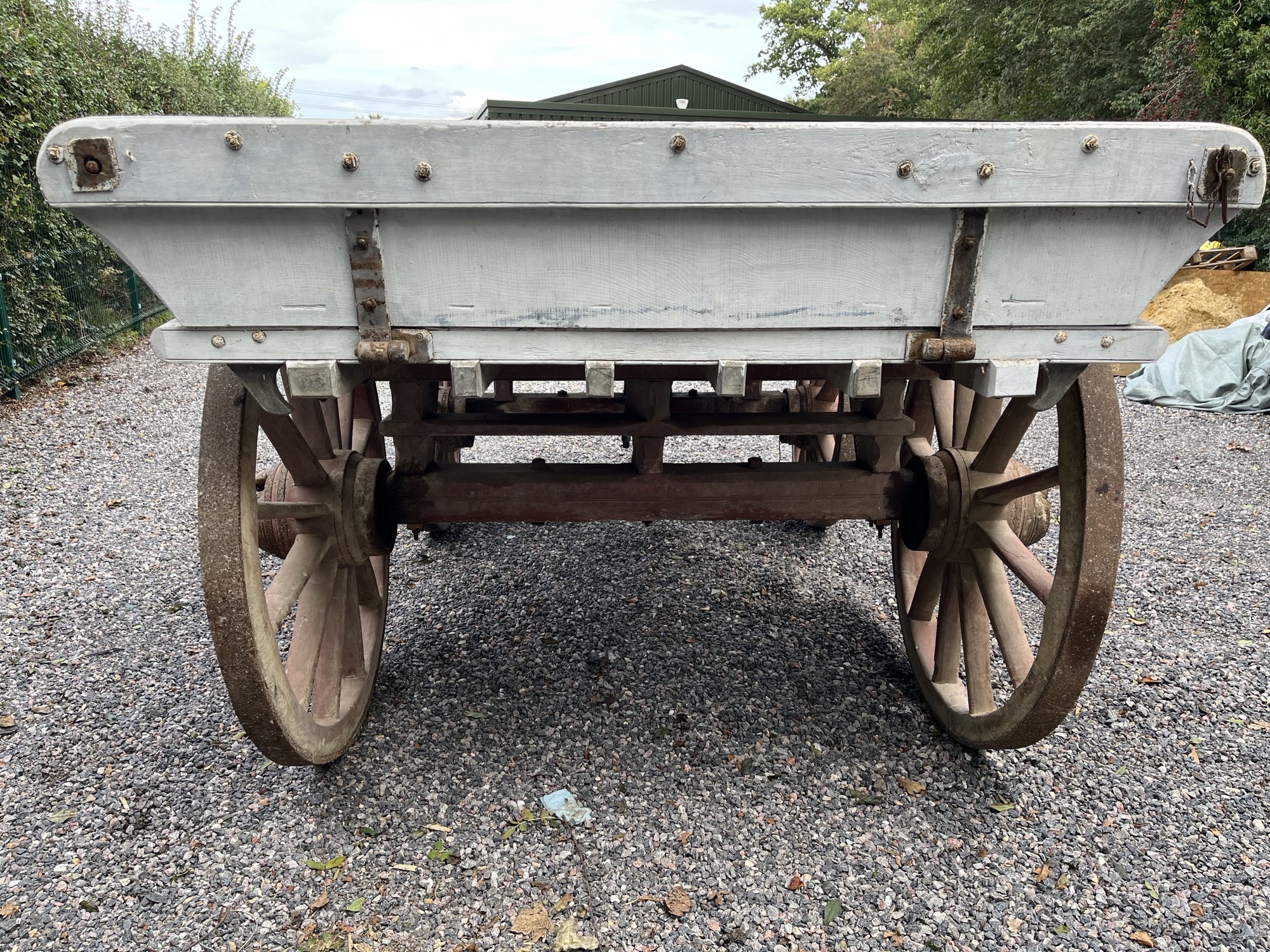 HARVEST WAGON in original condition, although the floor is in need of replacing; with rear rade - Image 2 of 14