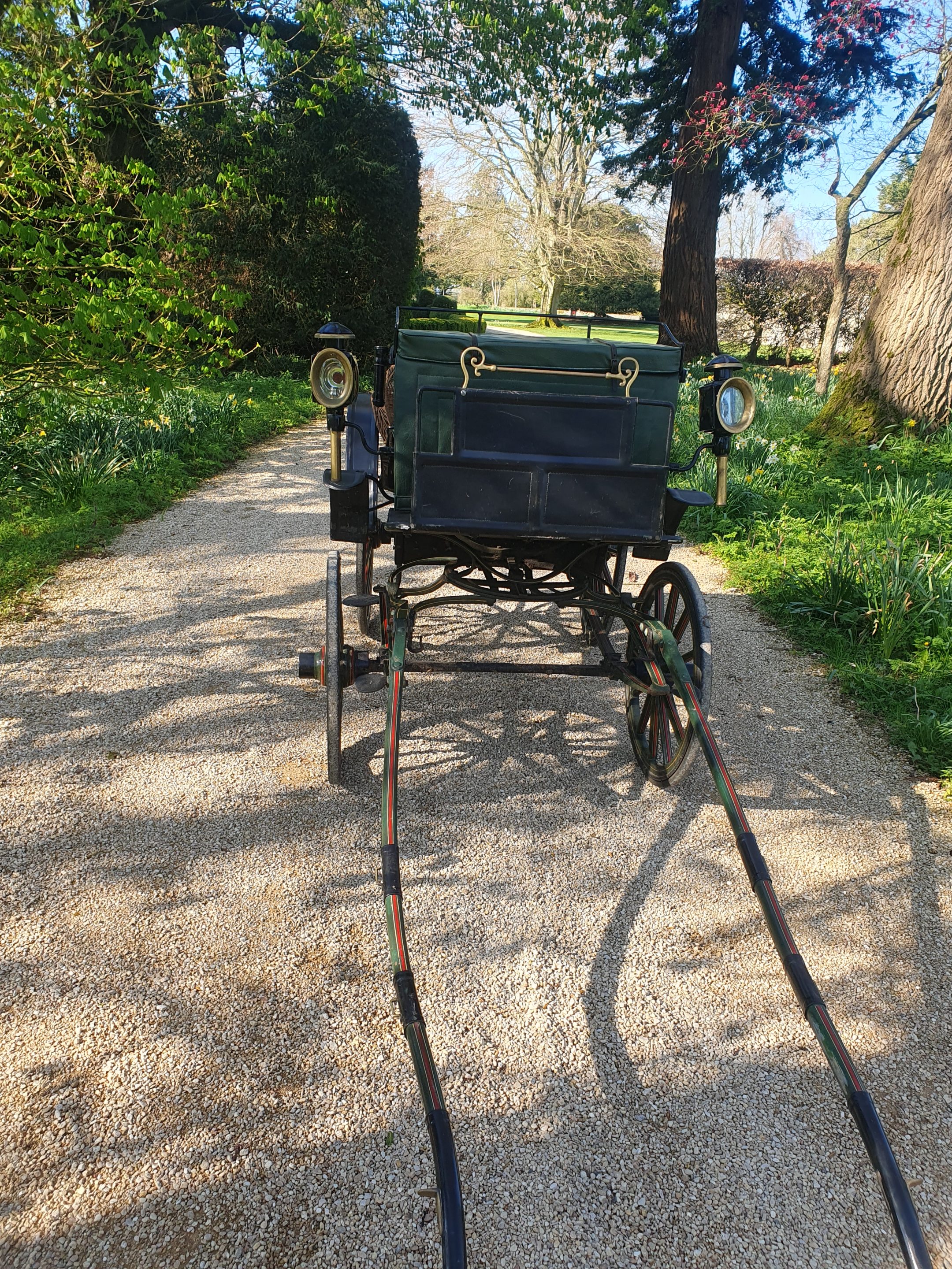 VICTORIA to suit 14 to 15hh single. Painted black on 12 and 14 spoke rubber tyred wheels painted - Image 5 of 5