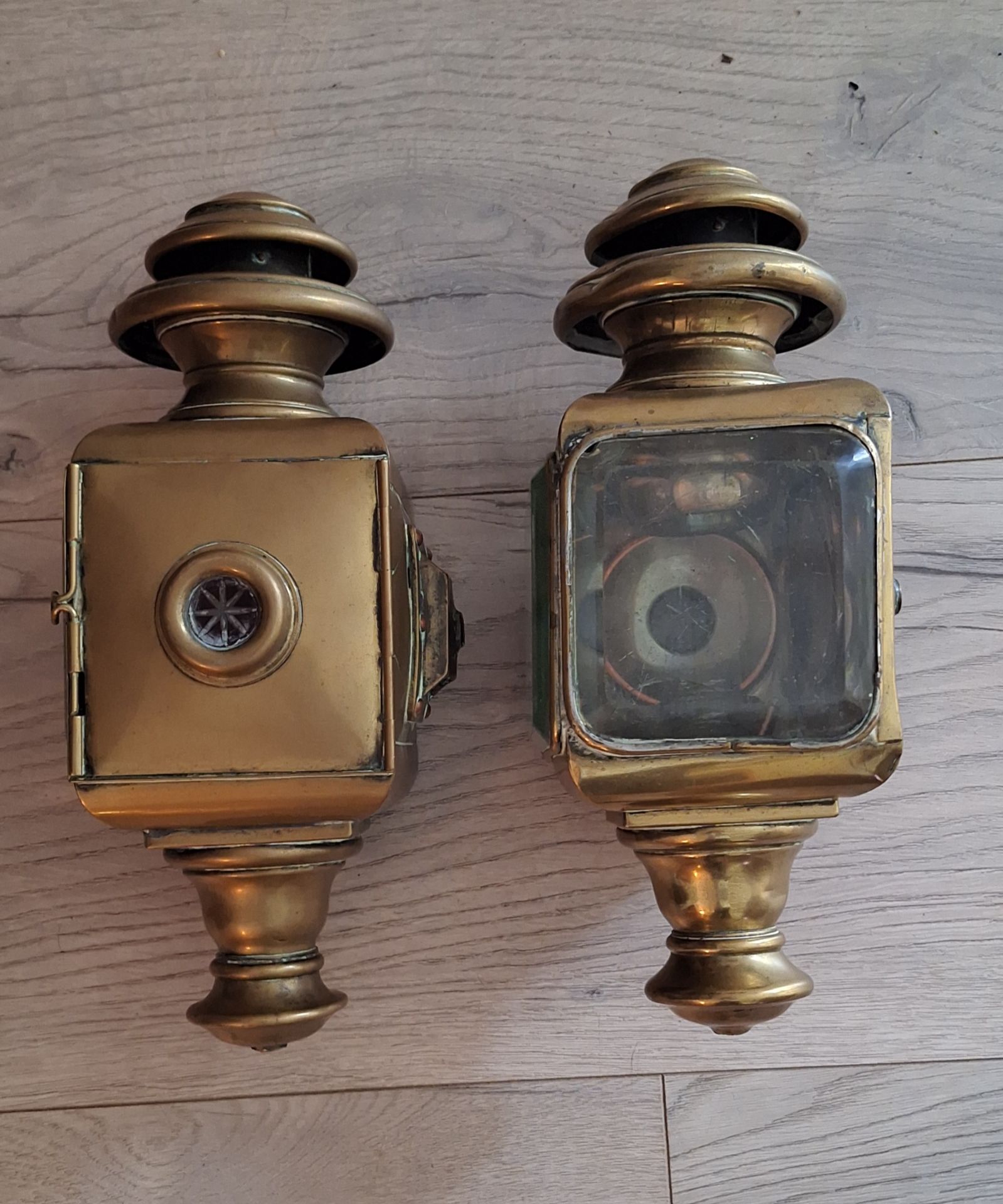Old and rare carriage lamps, Besnard 1732.