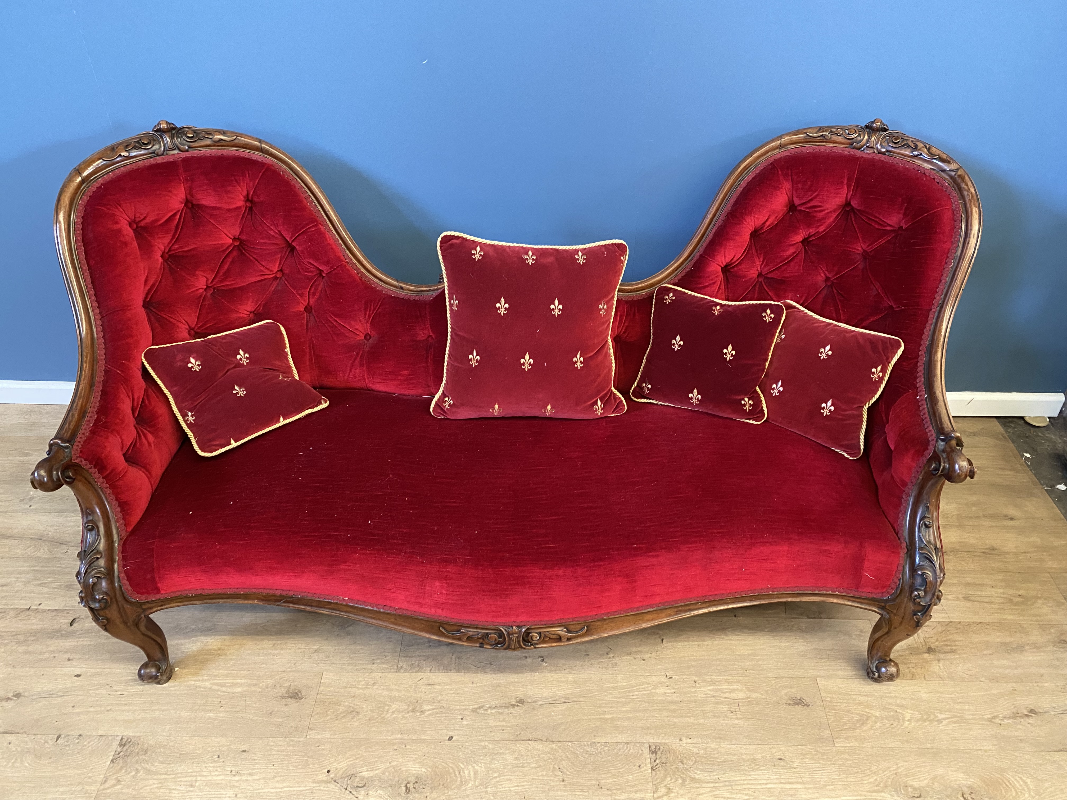 Victorian walnut framed settee