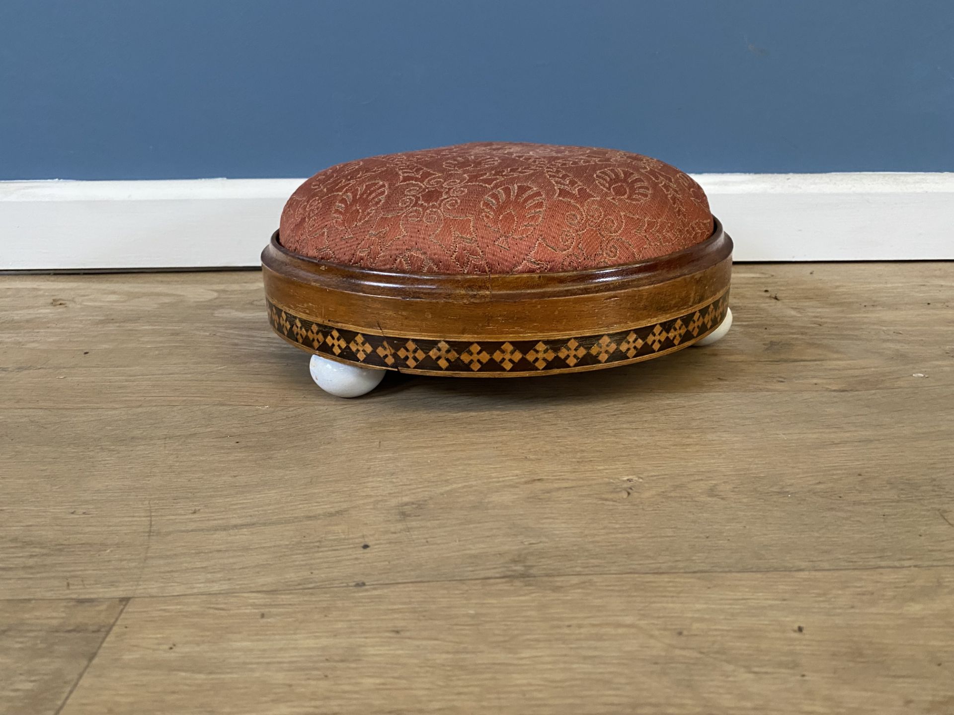 20th century footstool - Image 2 of 3