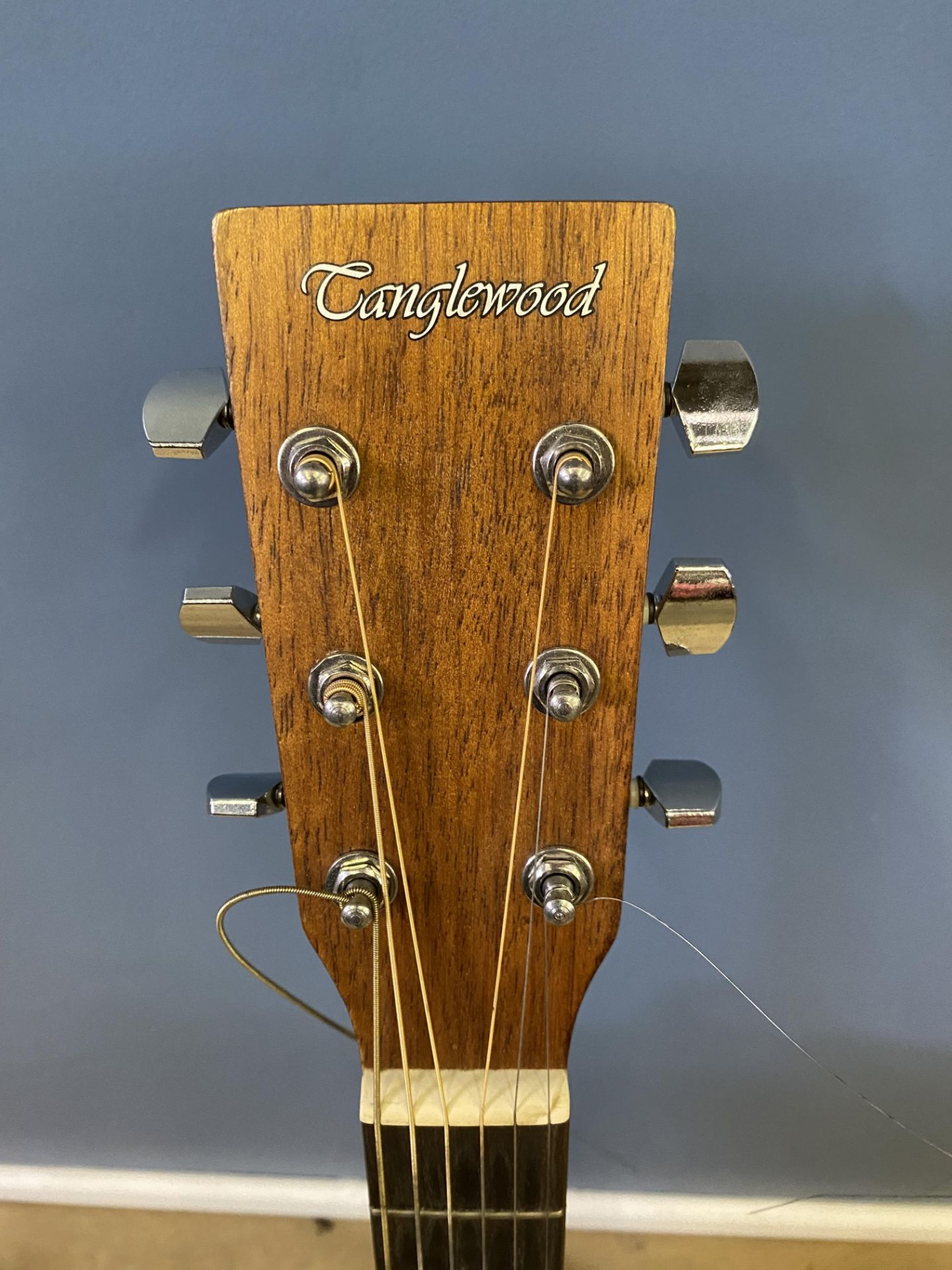 Tanglewood electro acoustic guitar - Image 2 of 6