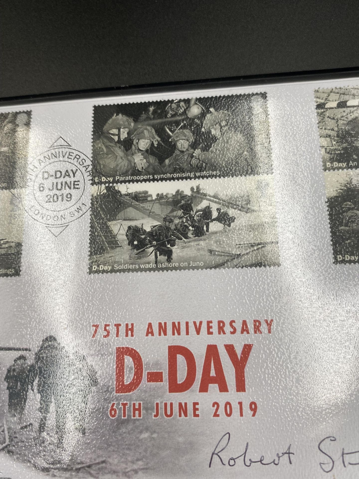 Jubilee Mint 75th anniversary of D-Day solid gold coin signed cover - Image 4 of 6