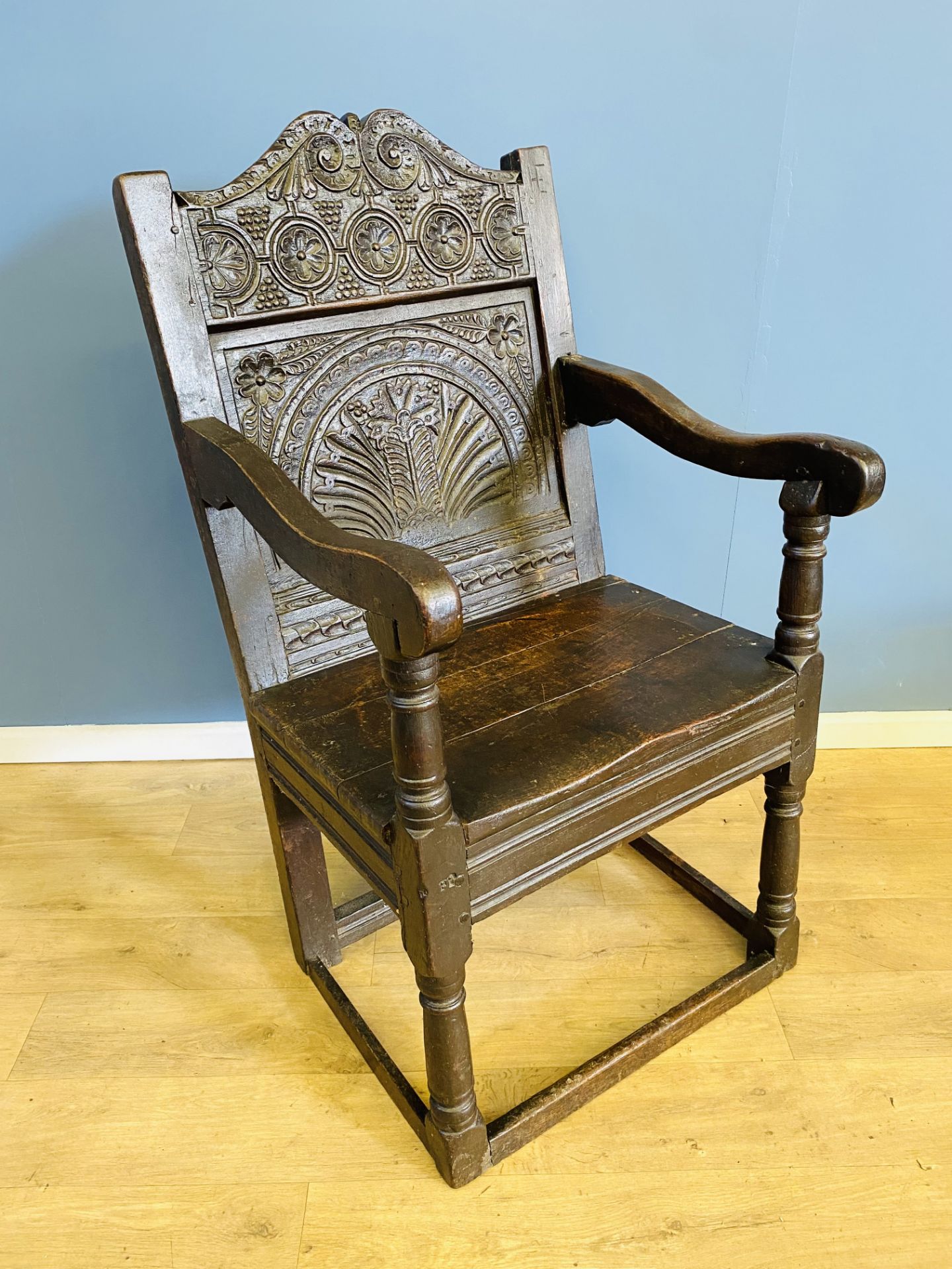 17th century oak armchair - Image 5 of 5