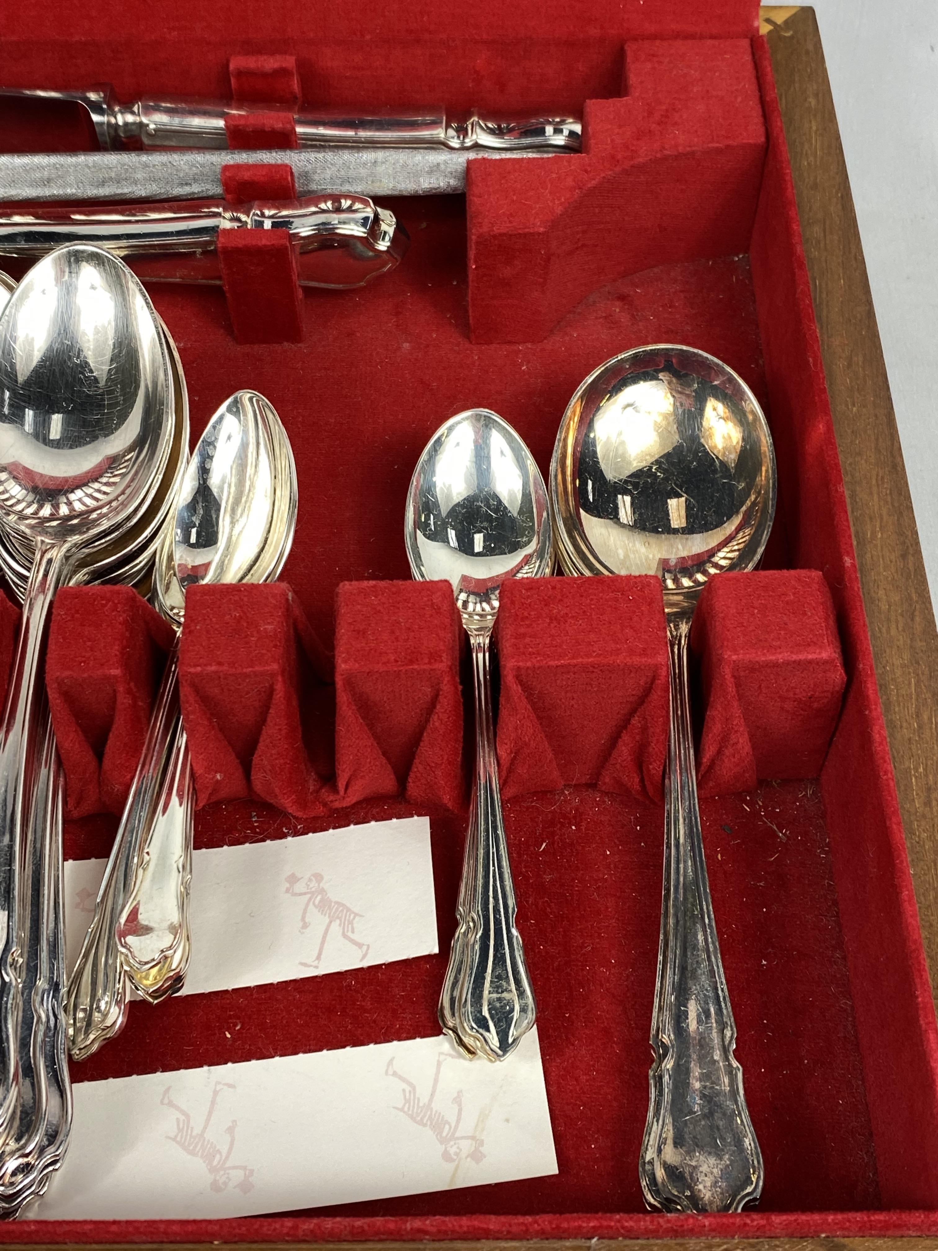 Flexfit canteen of silver plate cutlery - Image 6 of 7