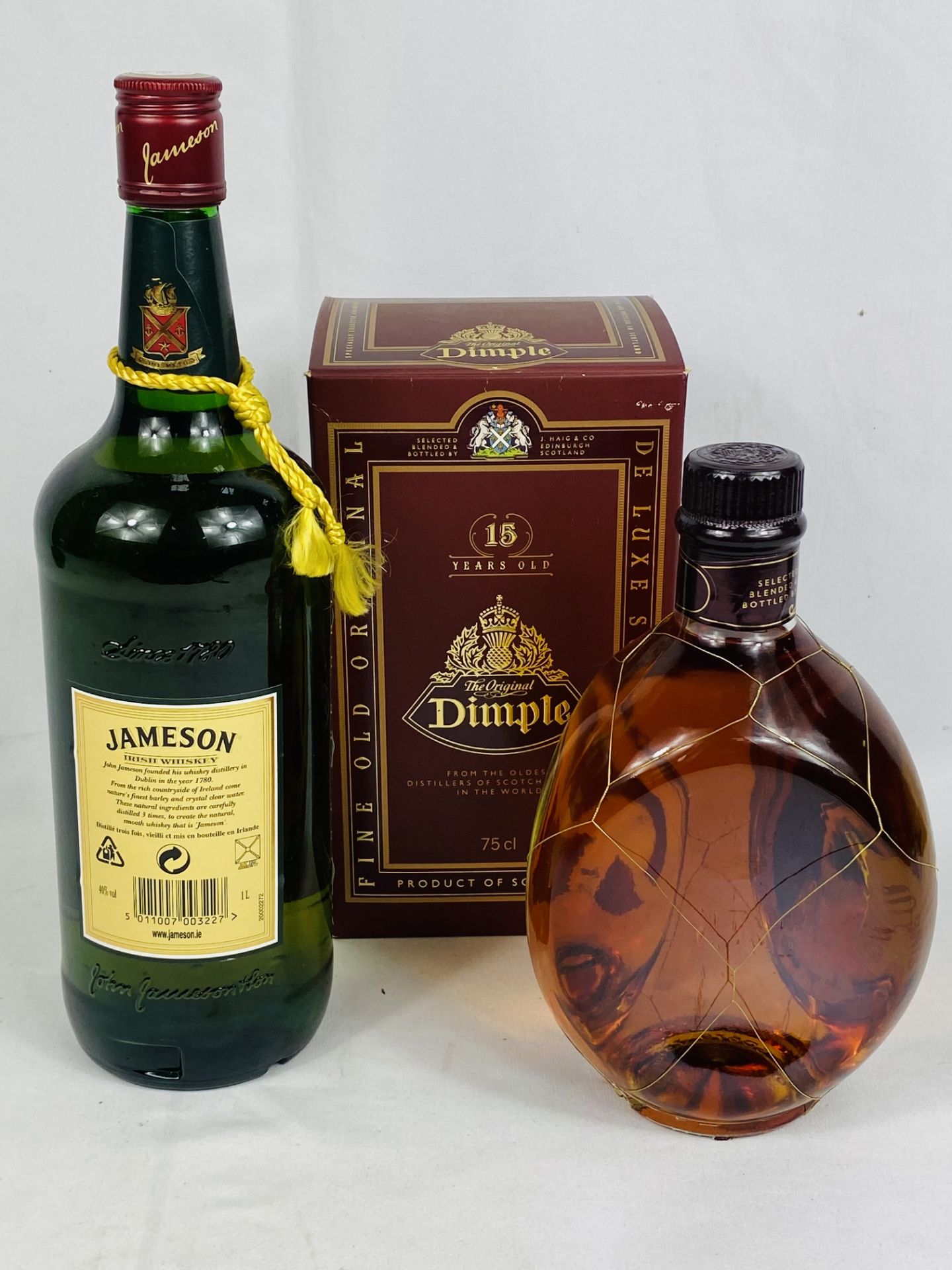 1L Jameson Irish whisky and Dimple Scotch whisky - Image 2 of 3
