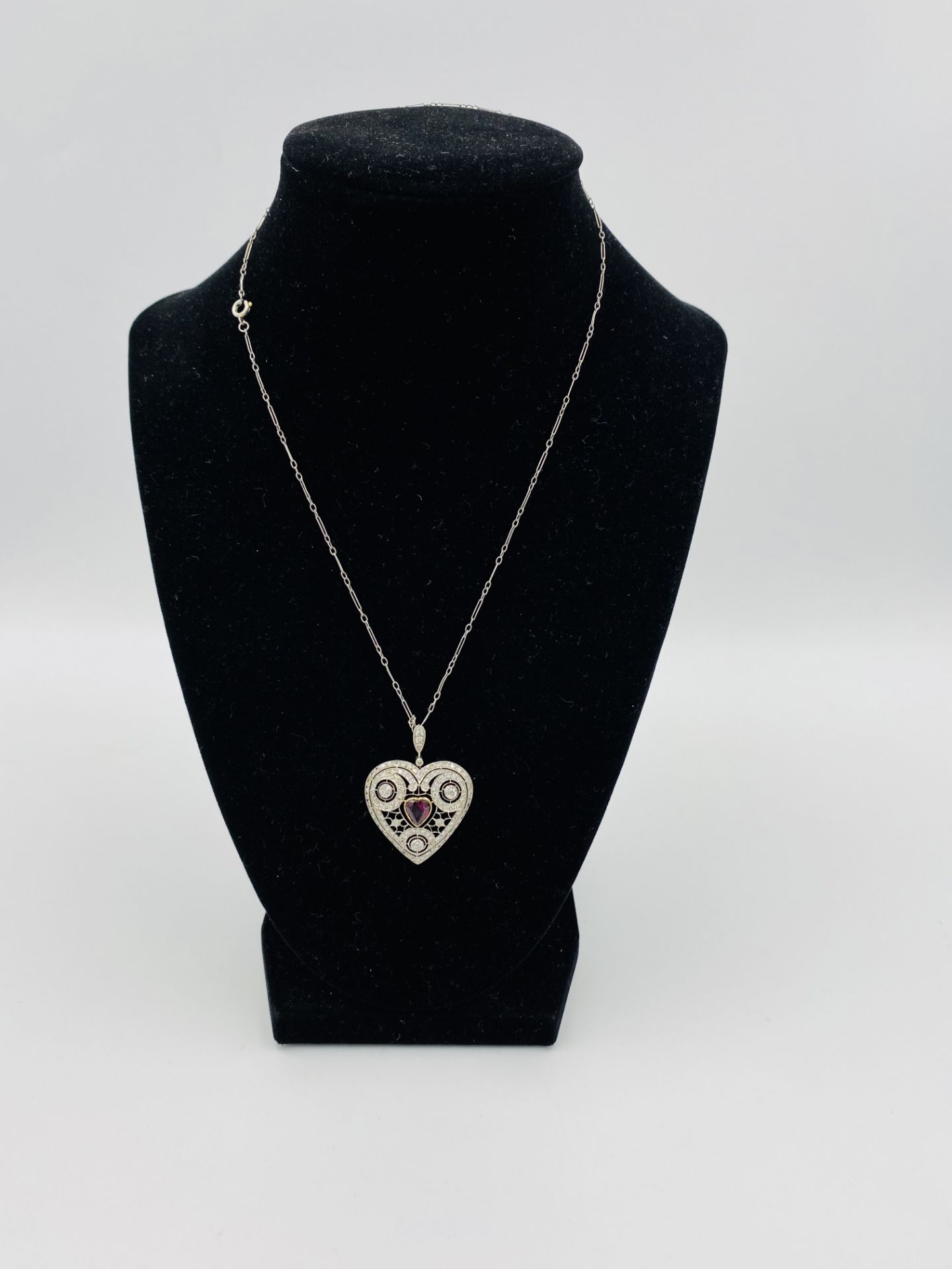 1920's ruby and diamond heart shaped pendant on chain - Image 3 of 4