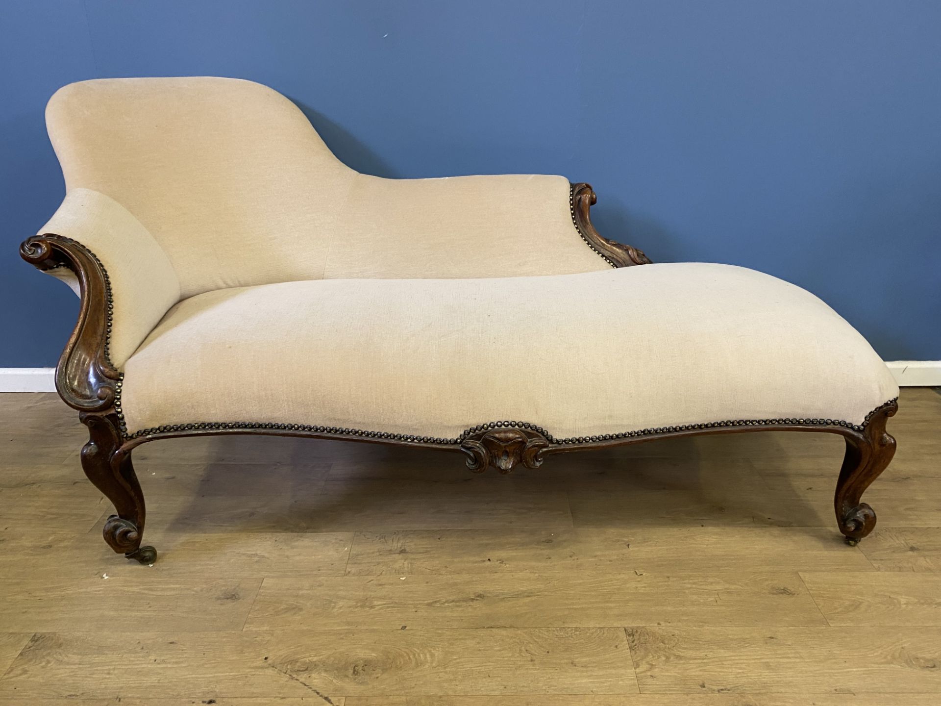 Victorian mahogany chaise longue - Image 4 of 4