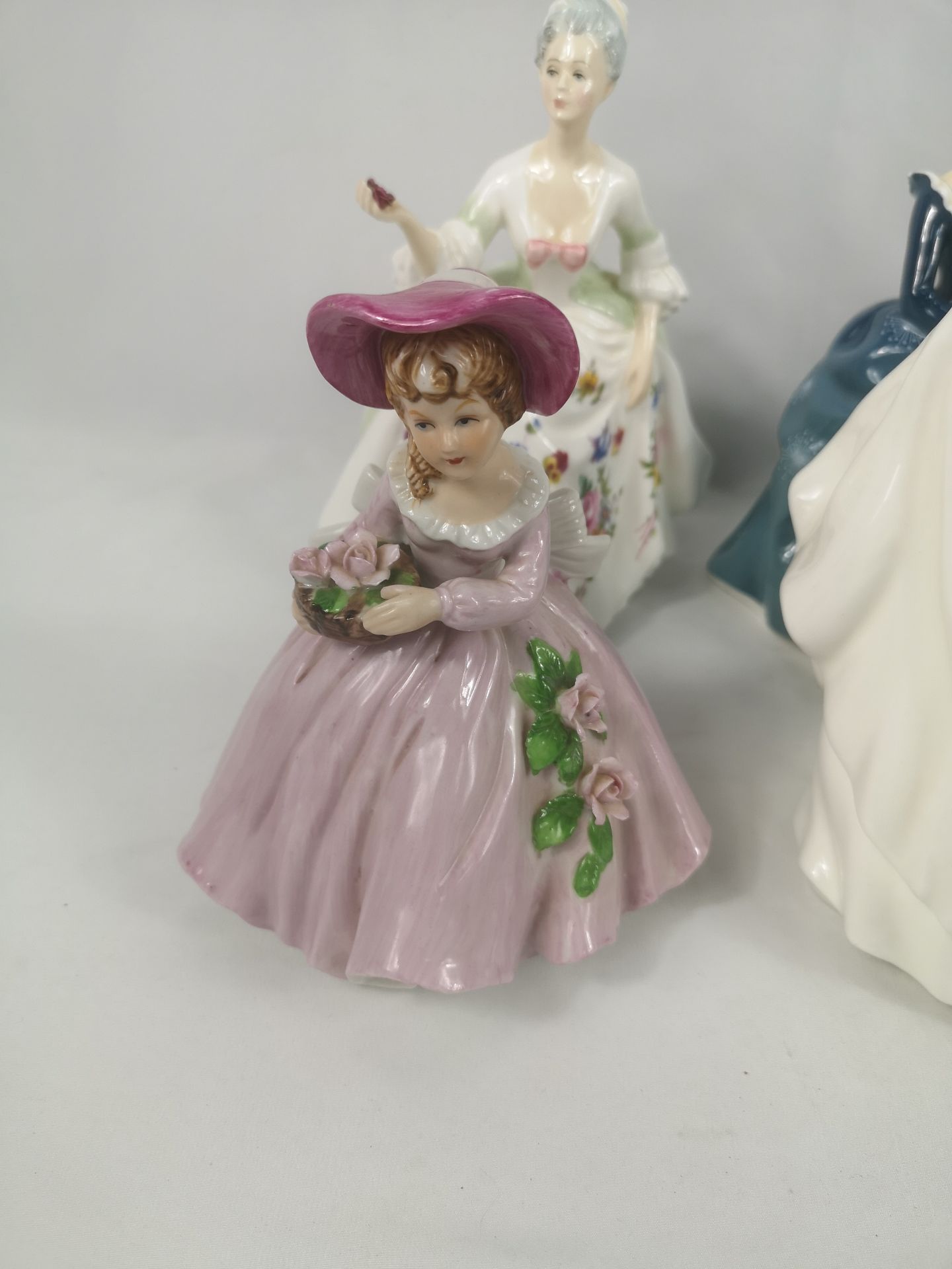 Six porcelain figurines to include four Royal Doulton - Image 2 of 4