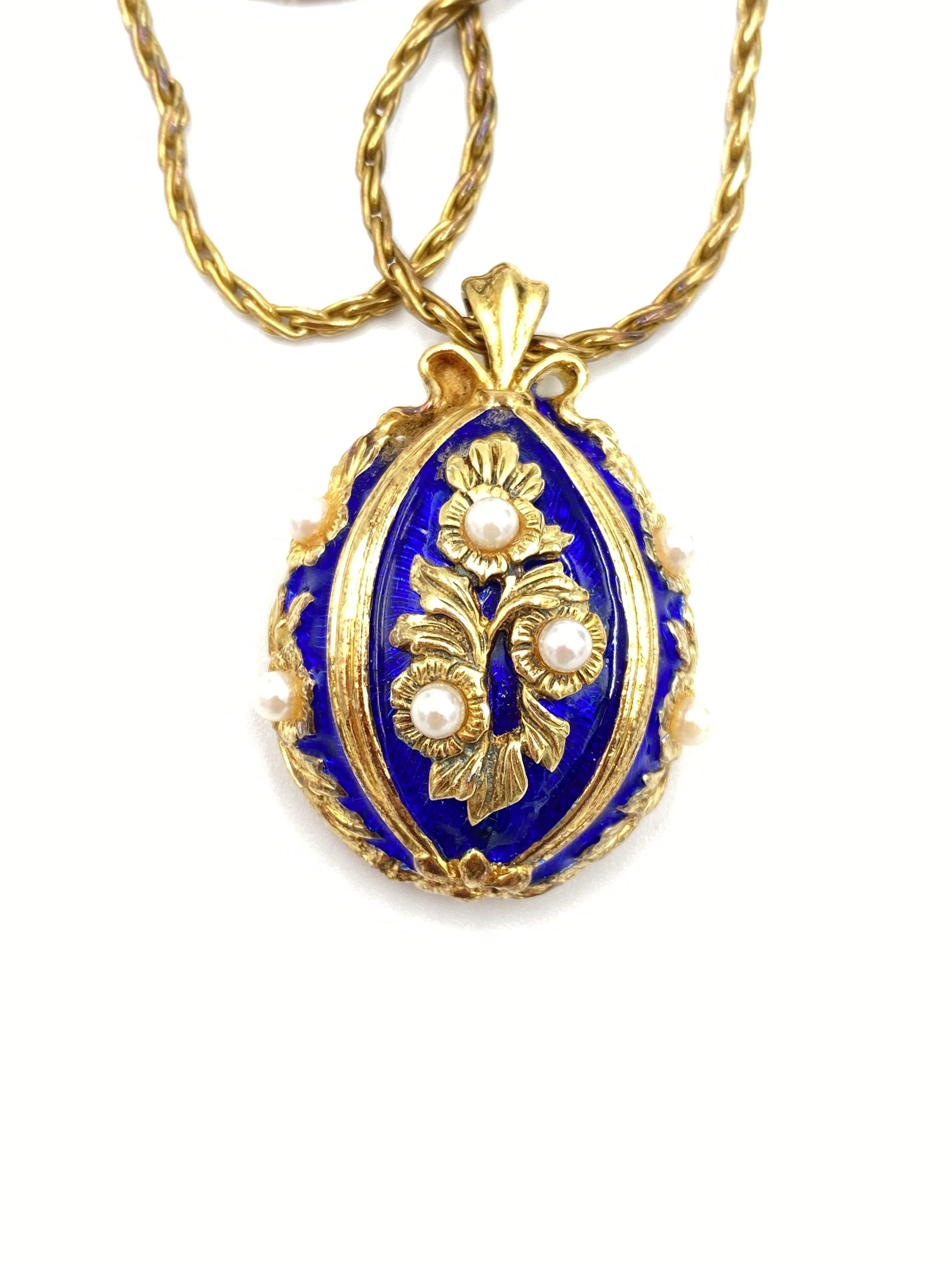 Franklin Mint pendant with watch on chain marked 925.