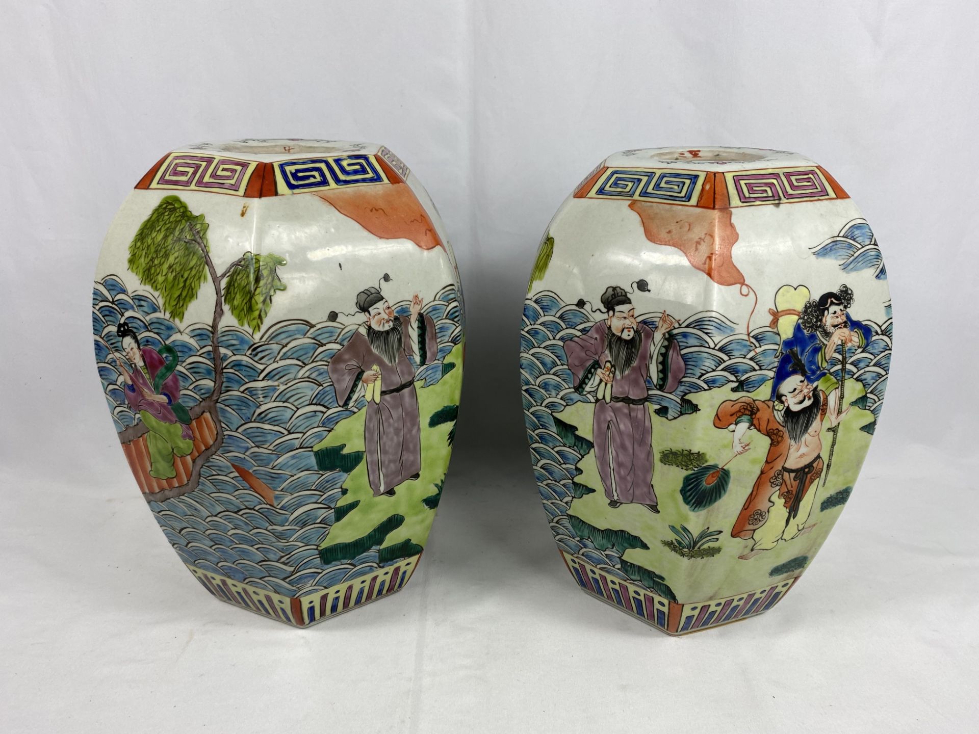 Pair of Oriental vases - Image 2 of 6