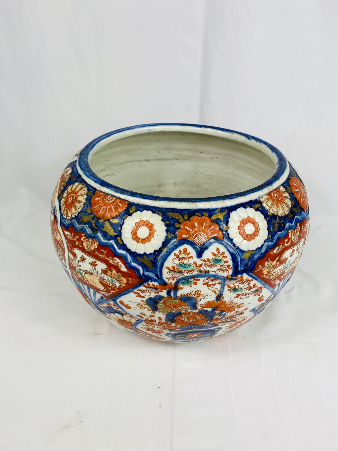 Japanese Imari jardiniere - Image 2 of 5