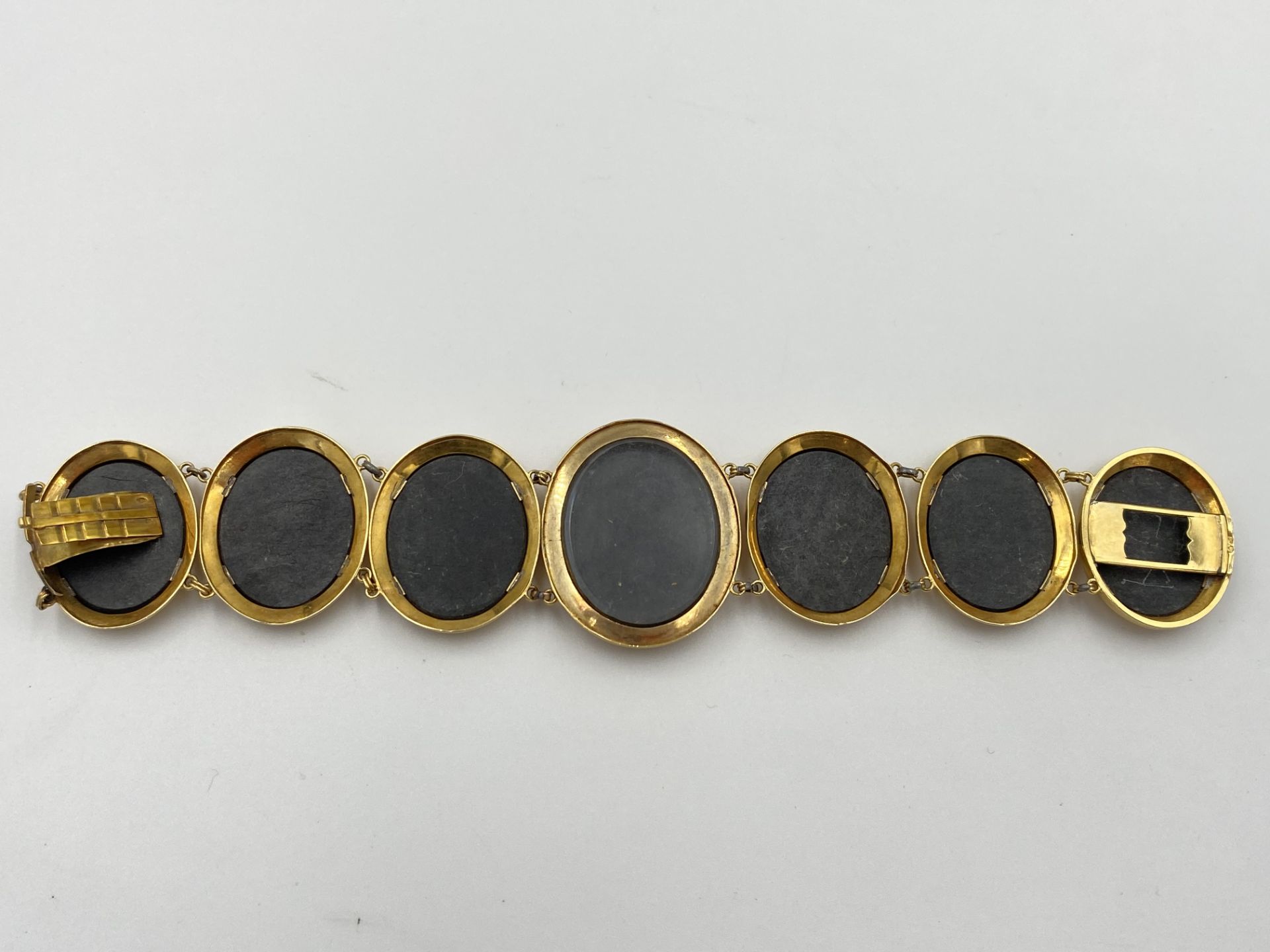 19th century pietra dura gold bracelet - Image 9 of 9