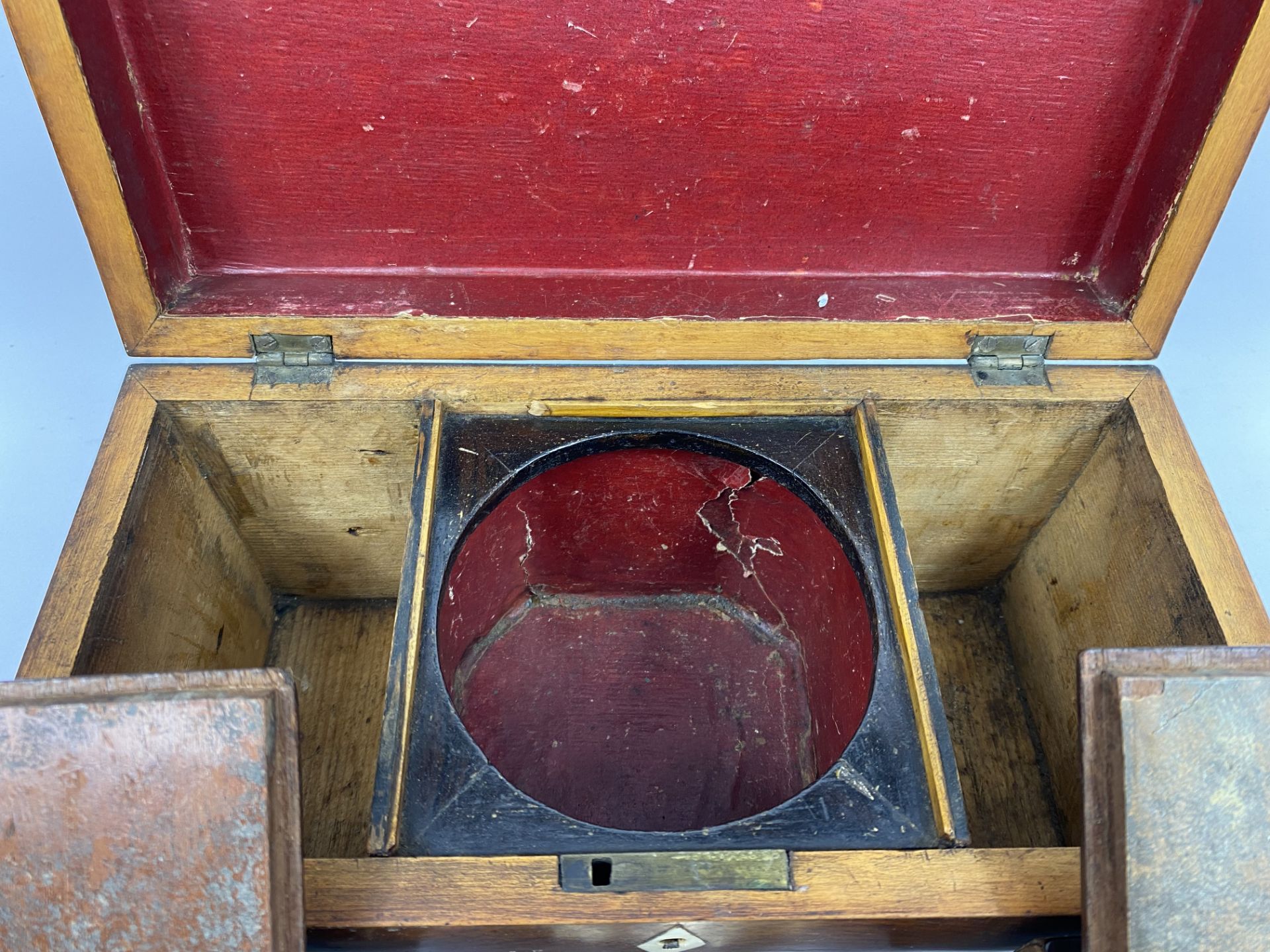 Victorian mahogany tea caddy - Image 4 of 5