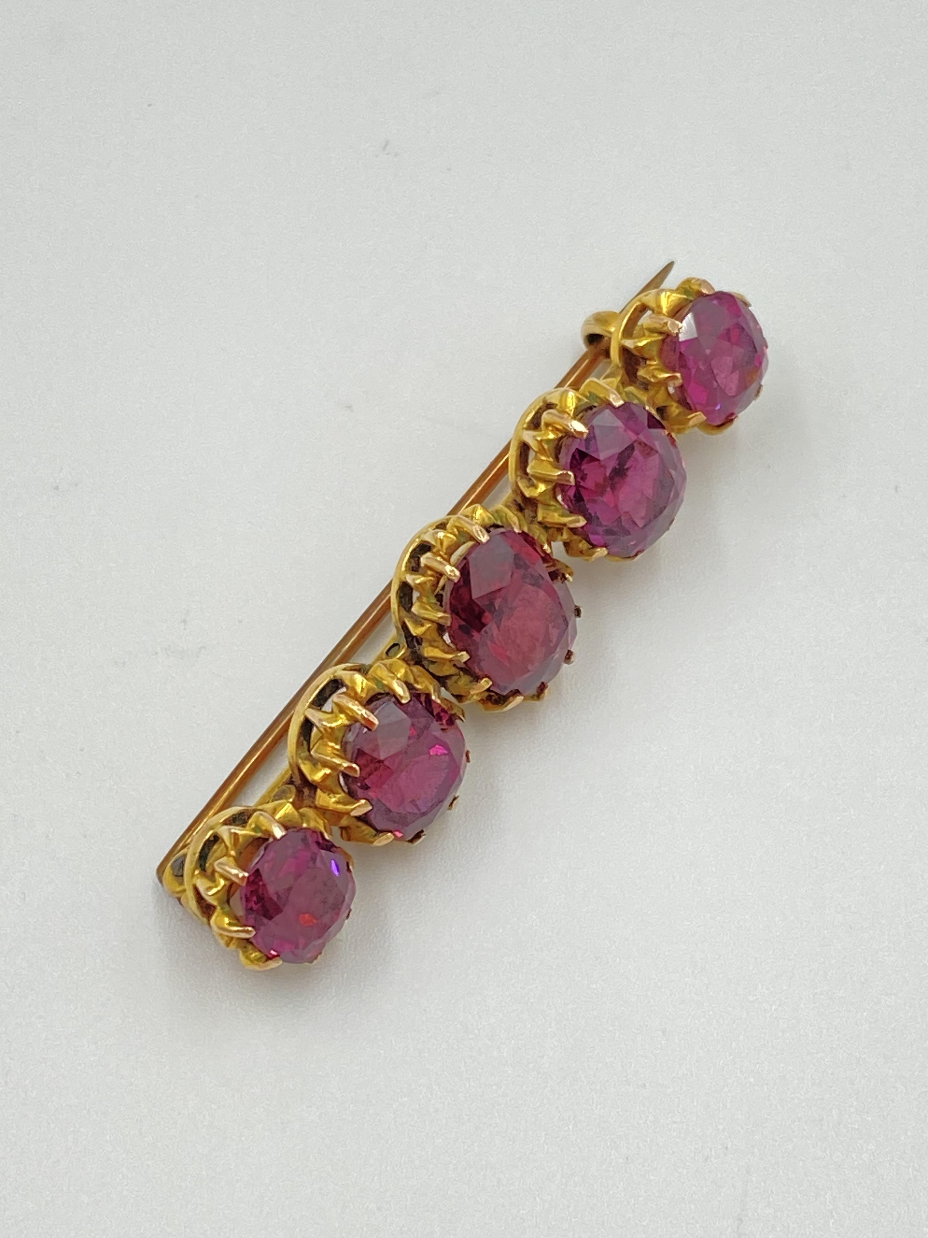 9ct gold and tourmaline brooch