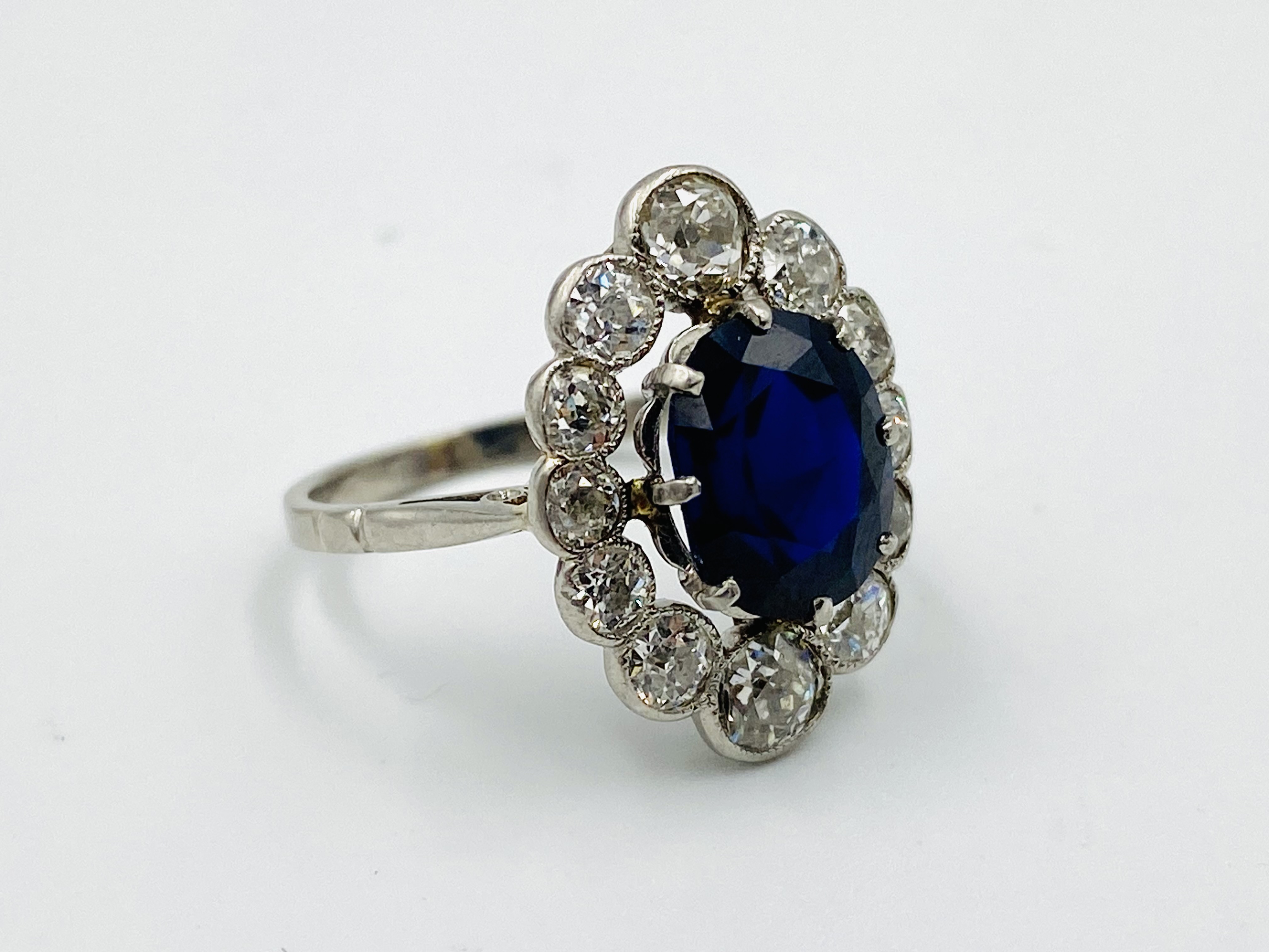 1920's platinum, sapphire and diamond ring - Image 4 of 4