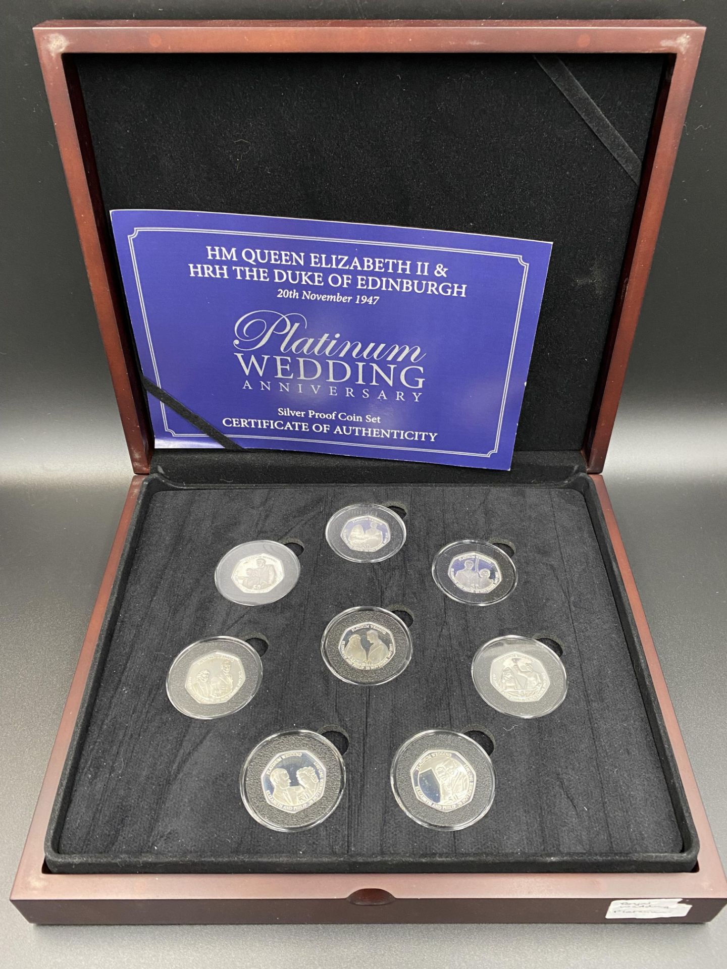 Queen Elizabeth Platinum Wedding Anniversary silver proof coin set - Image 2 of 8