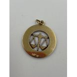 9ct gold pendant