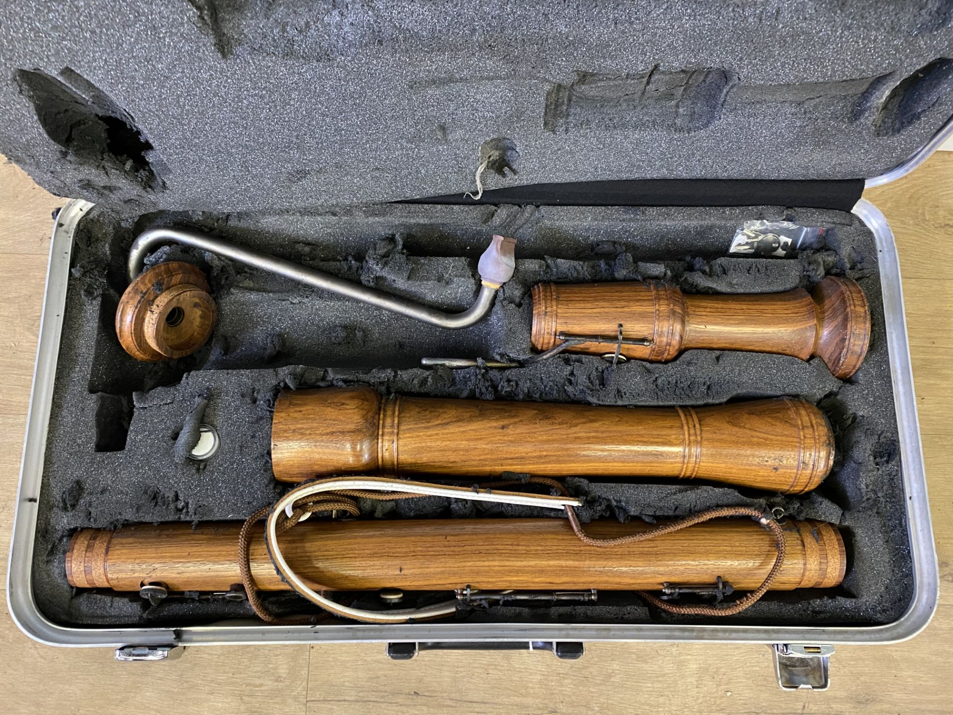Bass recorder in hard travel case - Image 2 of 7