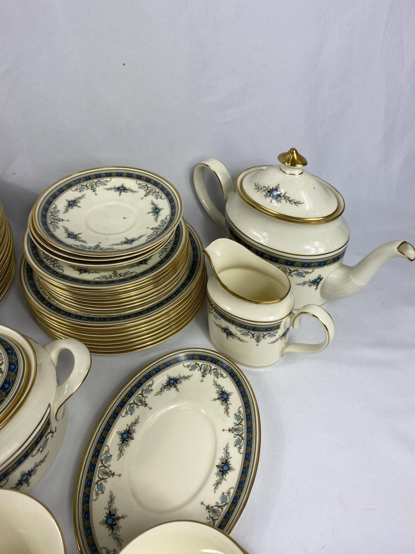 Minton Grasmere part dinner service - Image 4 of 7