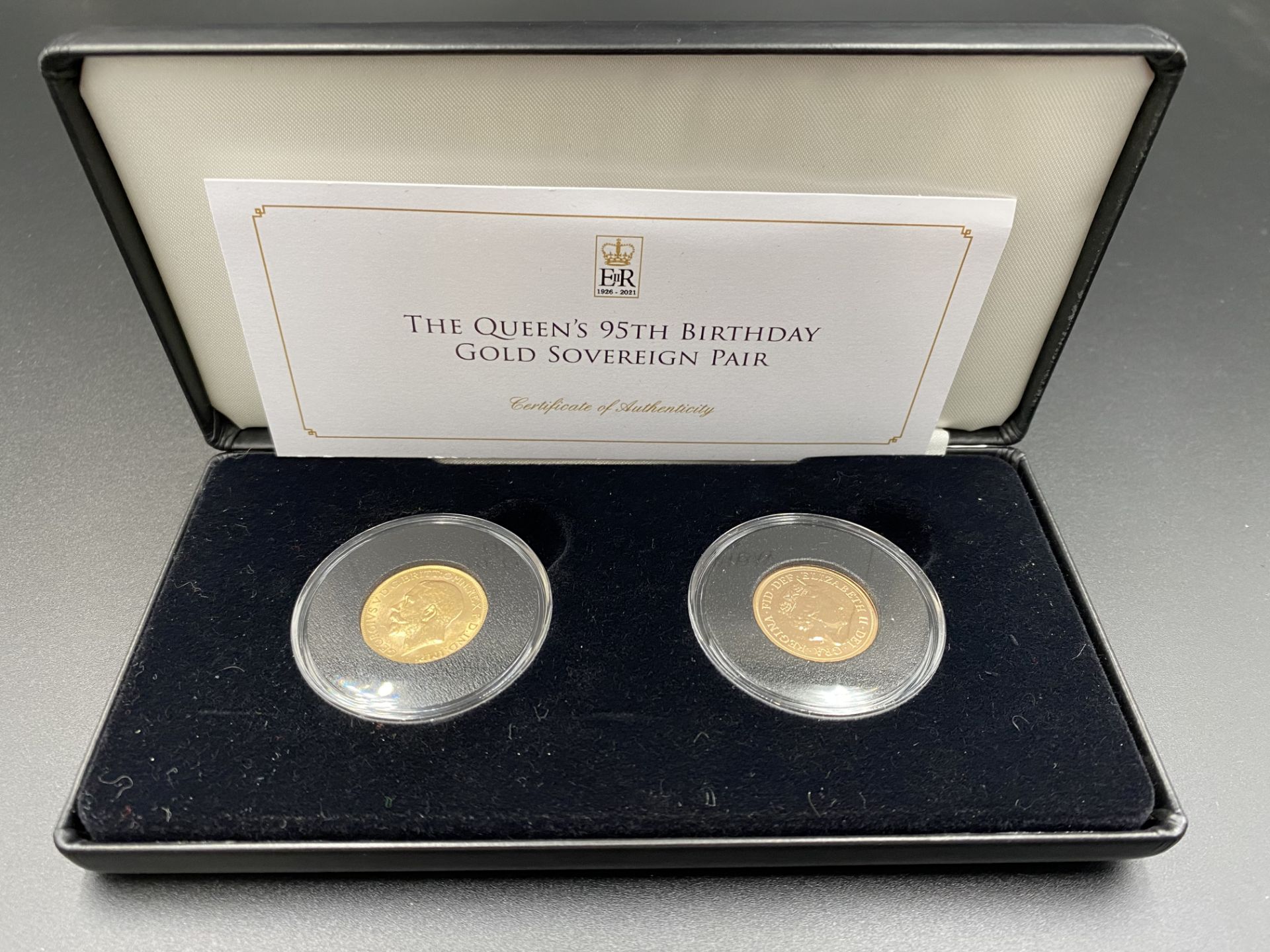 Jubilee Mint - Queen's 95th Birthday Gold Sovereign Pair